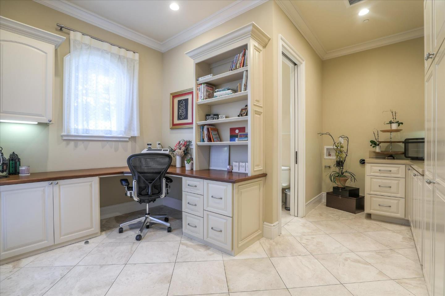 San Jose, California, 95126, United States, 4 Bedrooms Bedrooms, ,6 BathroomsBathrooms,Residential,For Sale,1987802