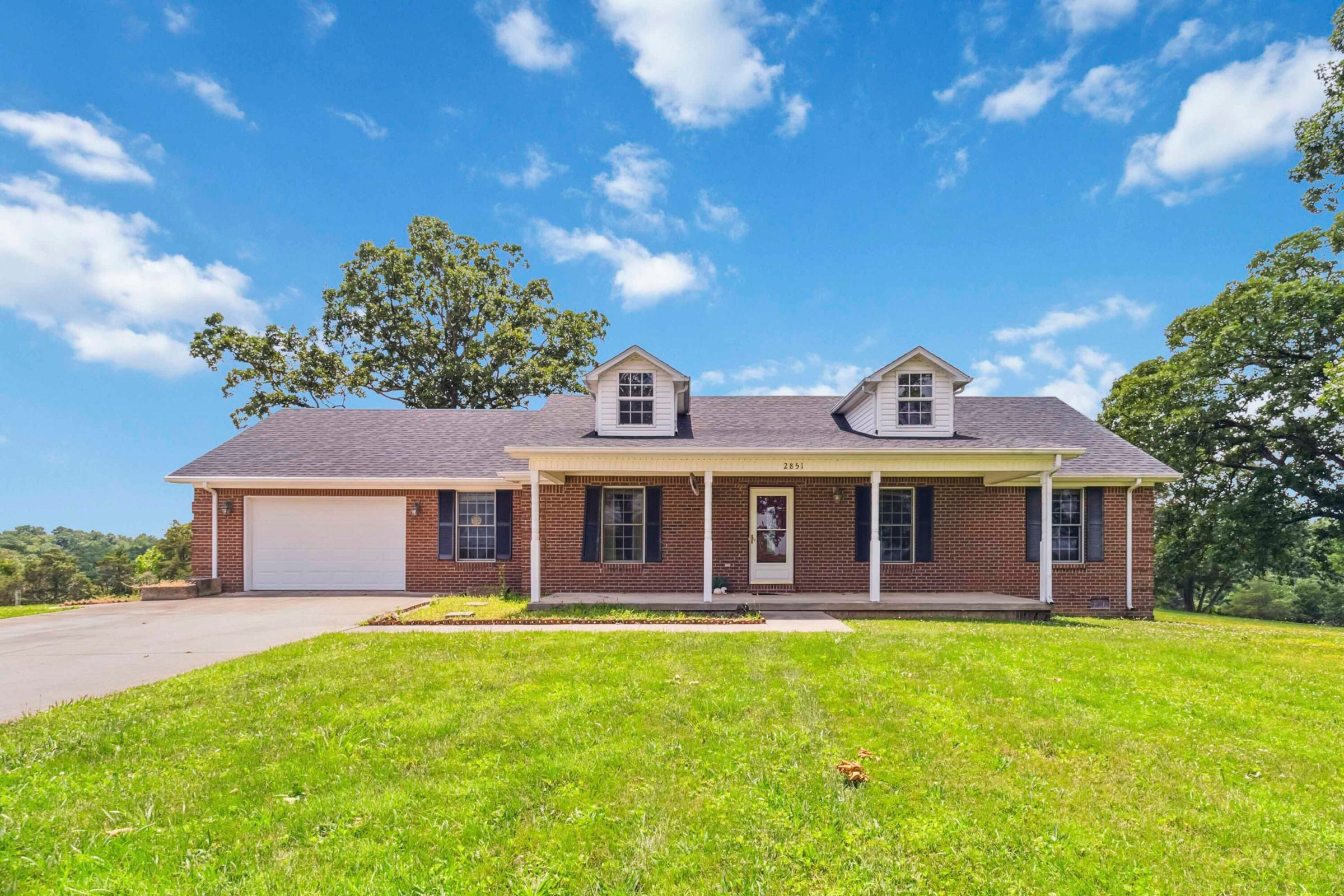 Richmond, Kentucky, 40475, United States, 3 Bedrooms Bedrooms, ,2 BathroomsBathrooms,Residential,For Sale,1977095