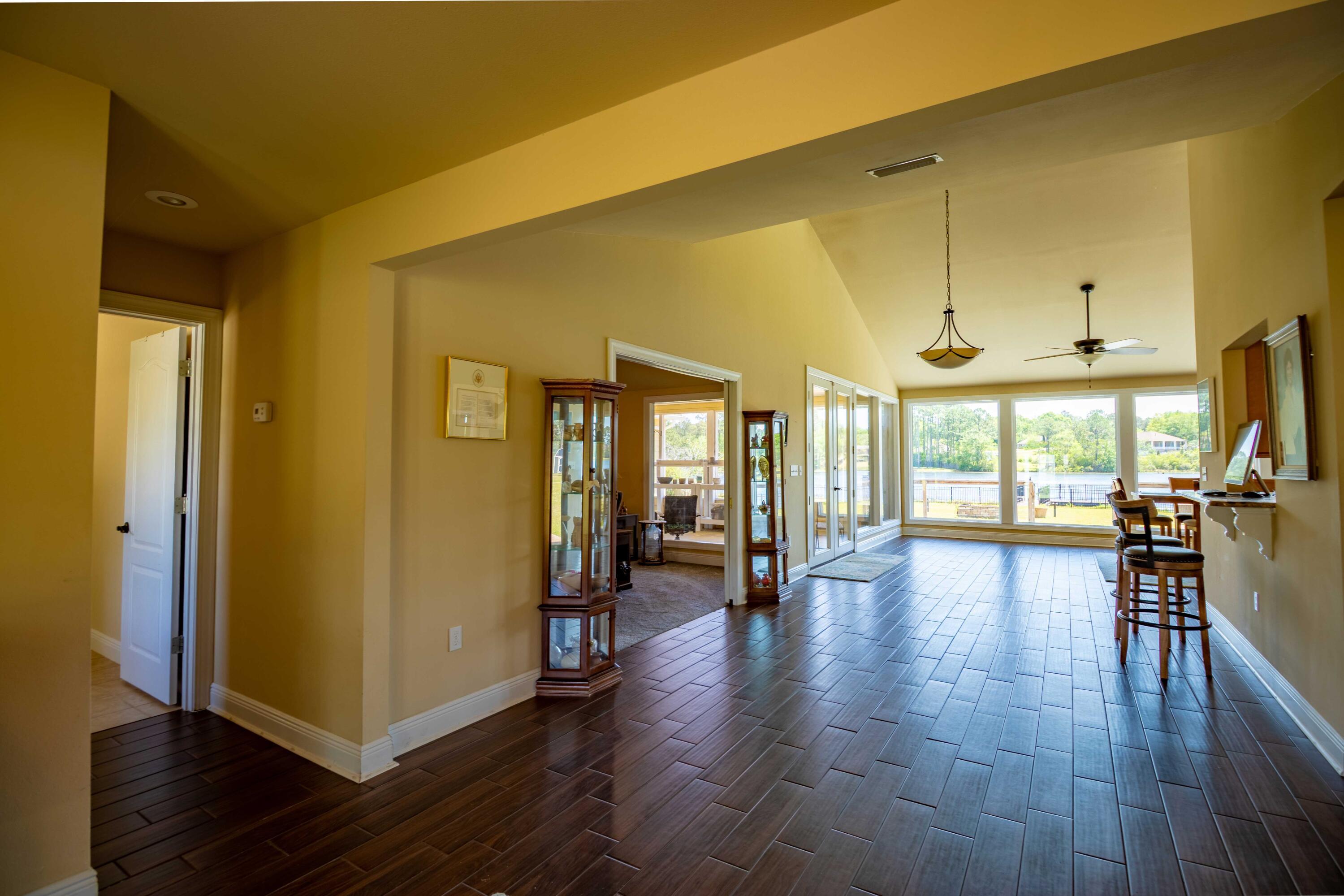 Crestview, Florida, 32539, United States, 3 Bedrooms Bedrooms, ,2 BathroomsBathrooms,Residential,For Sale,1879001