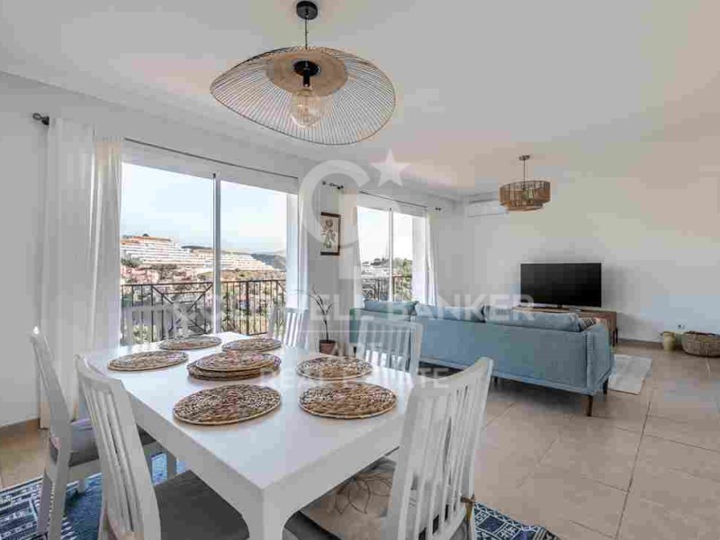 Estepona, Andalusia, ES, 3 Bedrooms Bedrooms, ,3 BathroomsBathrooms,Residential,For Sale,1784966