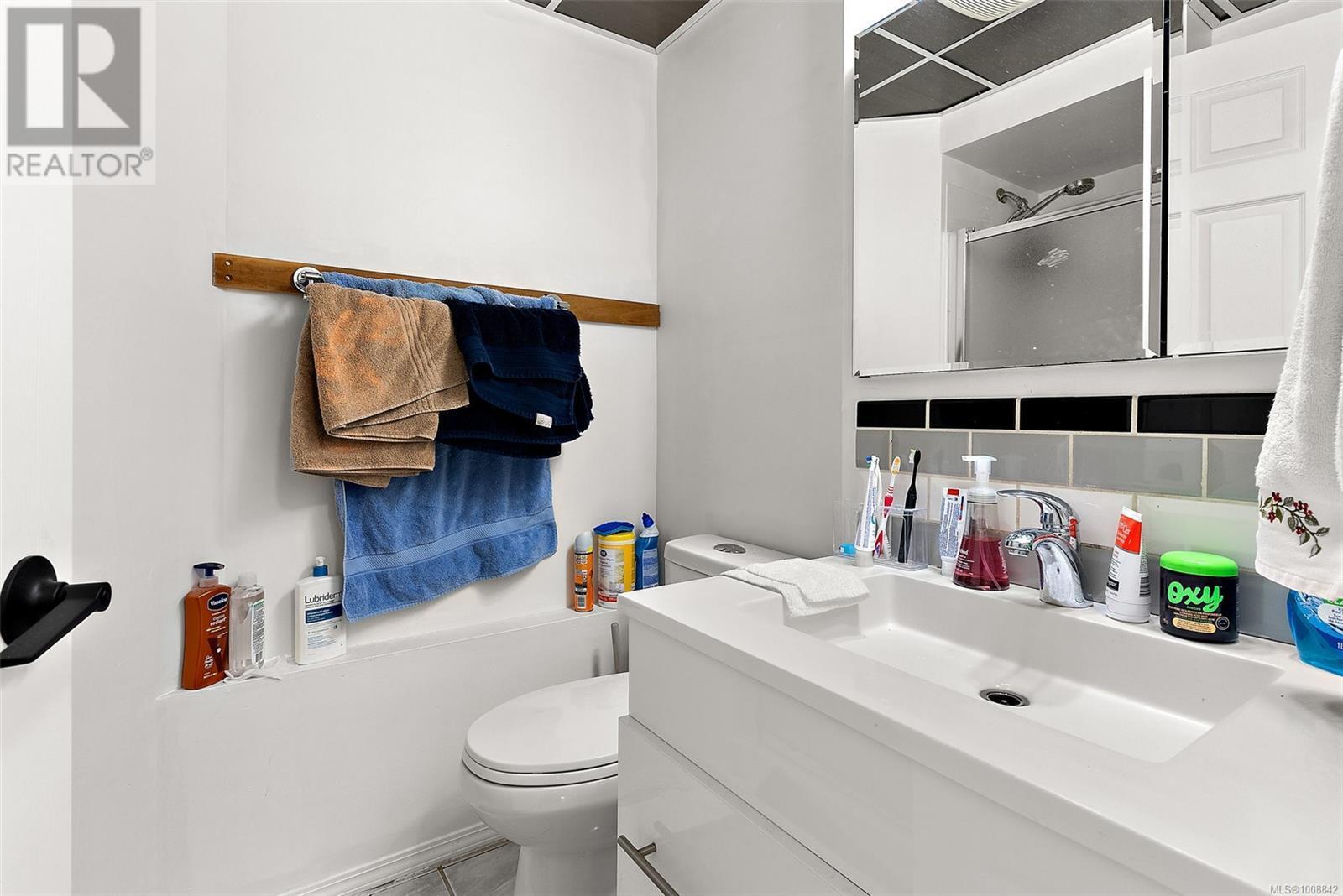 VICTORIA, British Columbia, V9A 1S1, CA, 4 Bedrooms Bedrooms, ,4 BathroomsBathrooms,Residential,For Sale,1906230