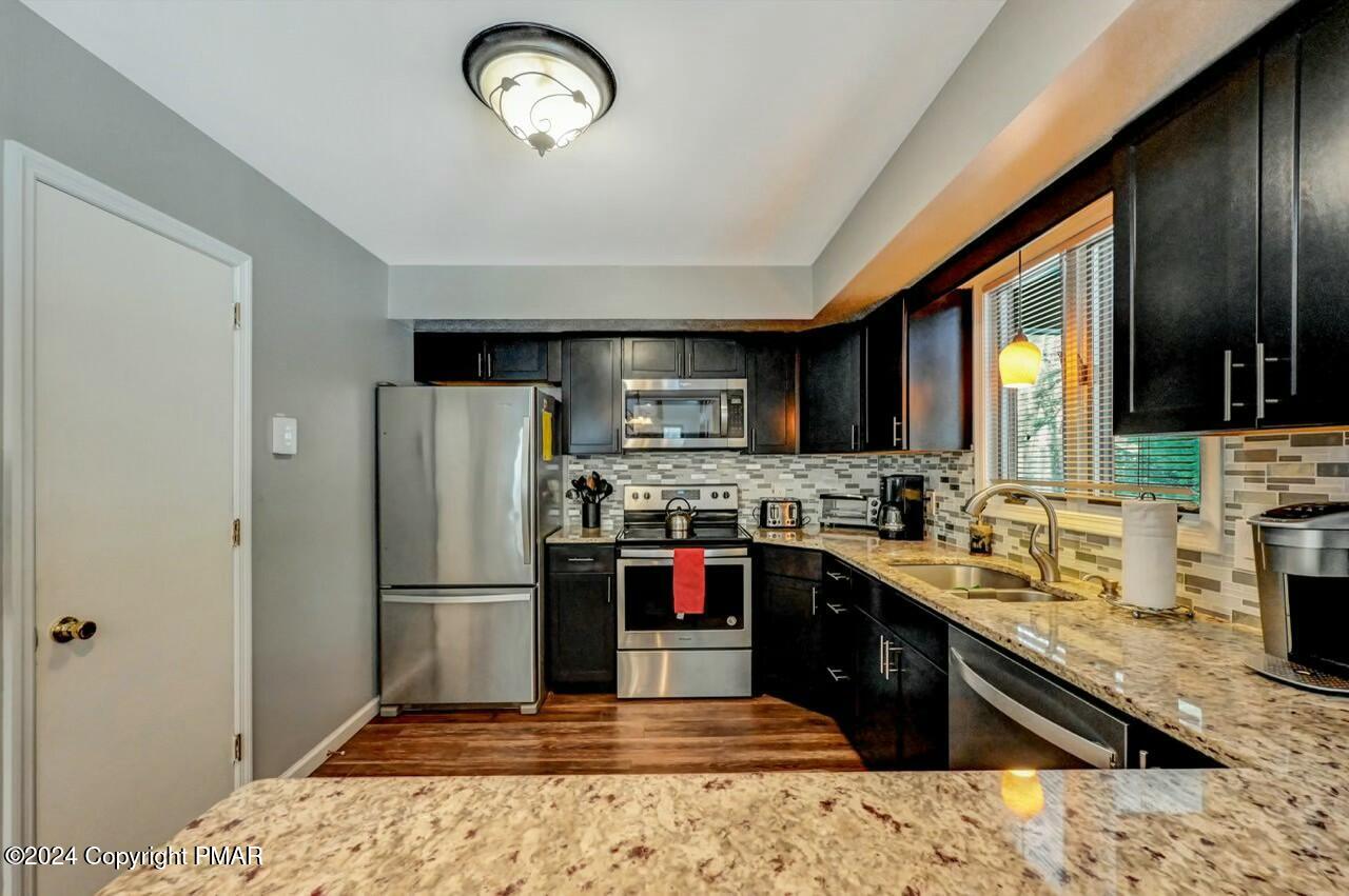 Lake Harmony, Pennsylvania, 18624, United States, 3 Bedrooms Bedrooms, ,2 BathroomsBathrooms,Residential,For Sale,1688496