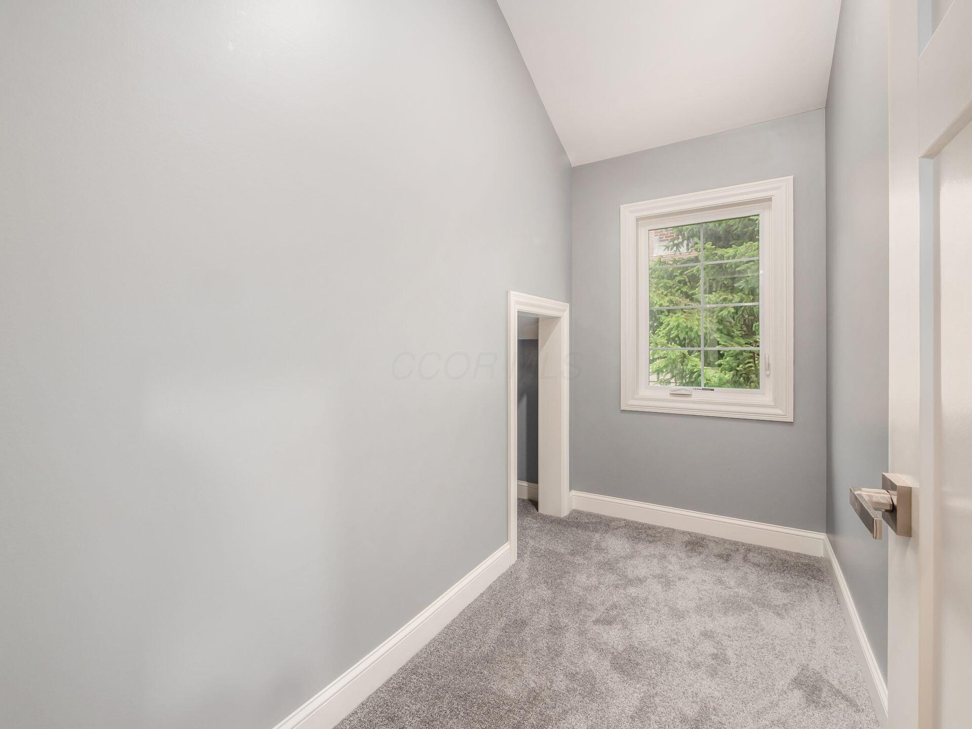 Columbus, Ohio, 43202, United States, 5 Bedrooms Bedrooms, ,4 BathroomsBathrooms,Residential,For Sale,1988321