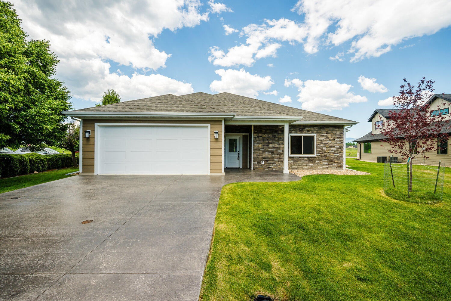 Sheridan, Wyoming, 82801, United States, 4 Bedrooms Bedrooms, ,3 BathroomsBathrooms,Residential,For Sale,1981646