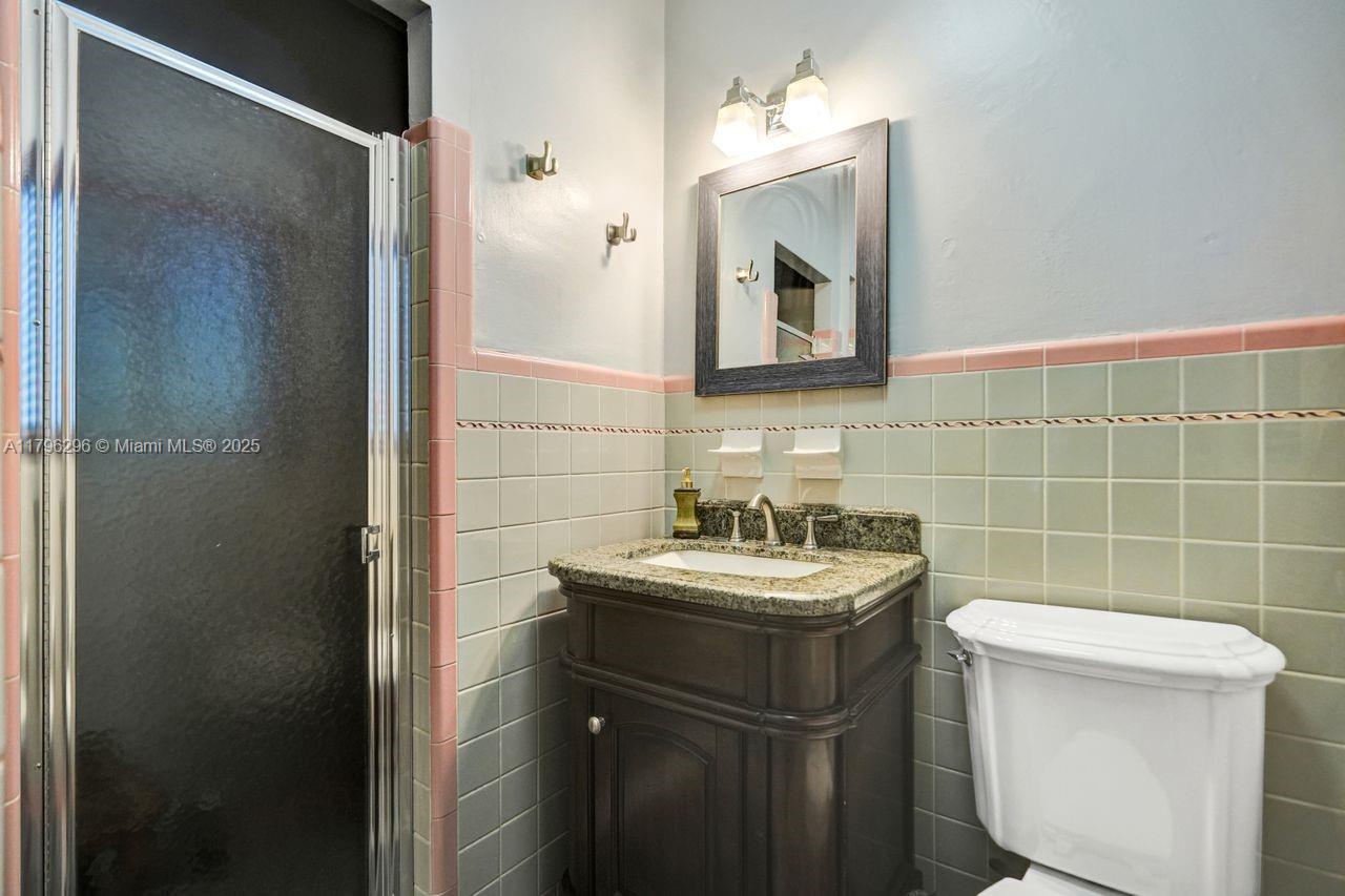 Miami Shores, Florida, 33138, United States, 2 Bedrooms Bedrooms, ,2 BathroomsBathrooms,Residential,For Sale,1804509
