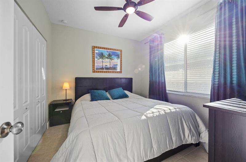 Oakland Park, Florida, 33334, United States, 3 Bedrooms Bedrooms, ,2 BathroomsBathrooms,Residential,For Sale,1992878