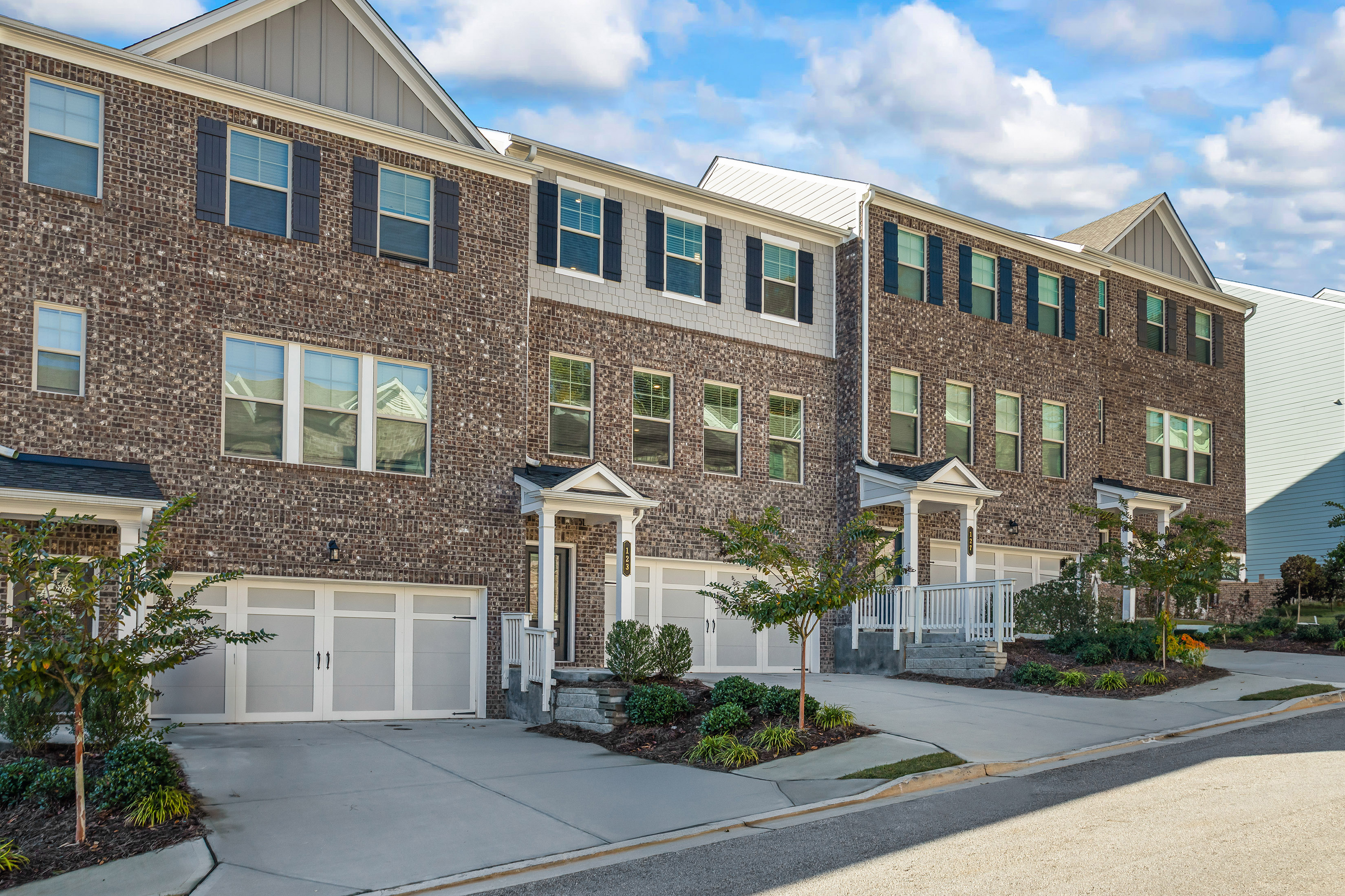  Nearly New Three-story Townhome in Boutique Community in Mableton - 物件實景