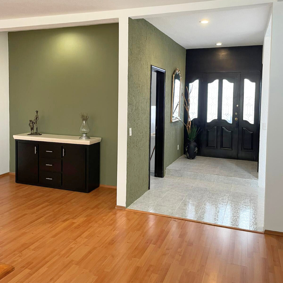 Bosque de Bolonia, Naucalpan de Juárez, Estado de México, 53296, Mexico, 5 Bedrooms Bedrooms, ,5 BathroomsBathrooms,Residential,For Sale,Bosque de Bolonia,1441617