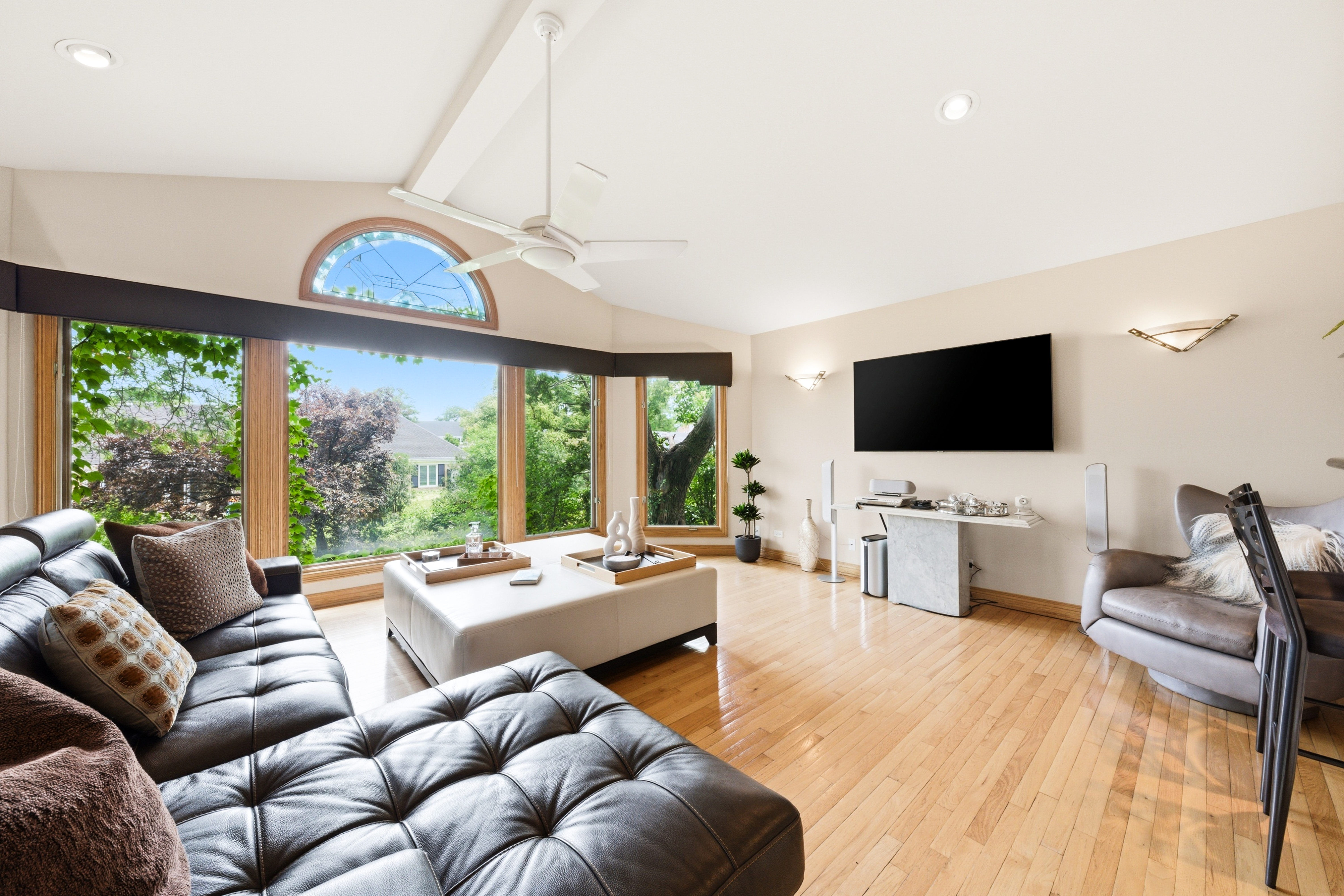  exceptional mid-century modern home - 物件實景