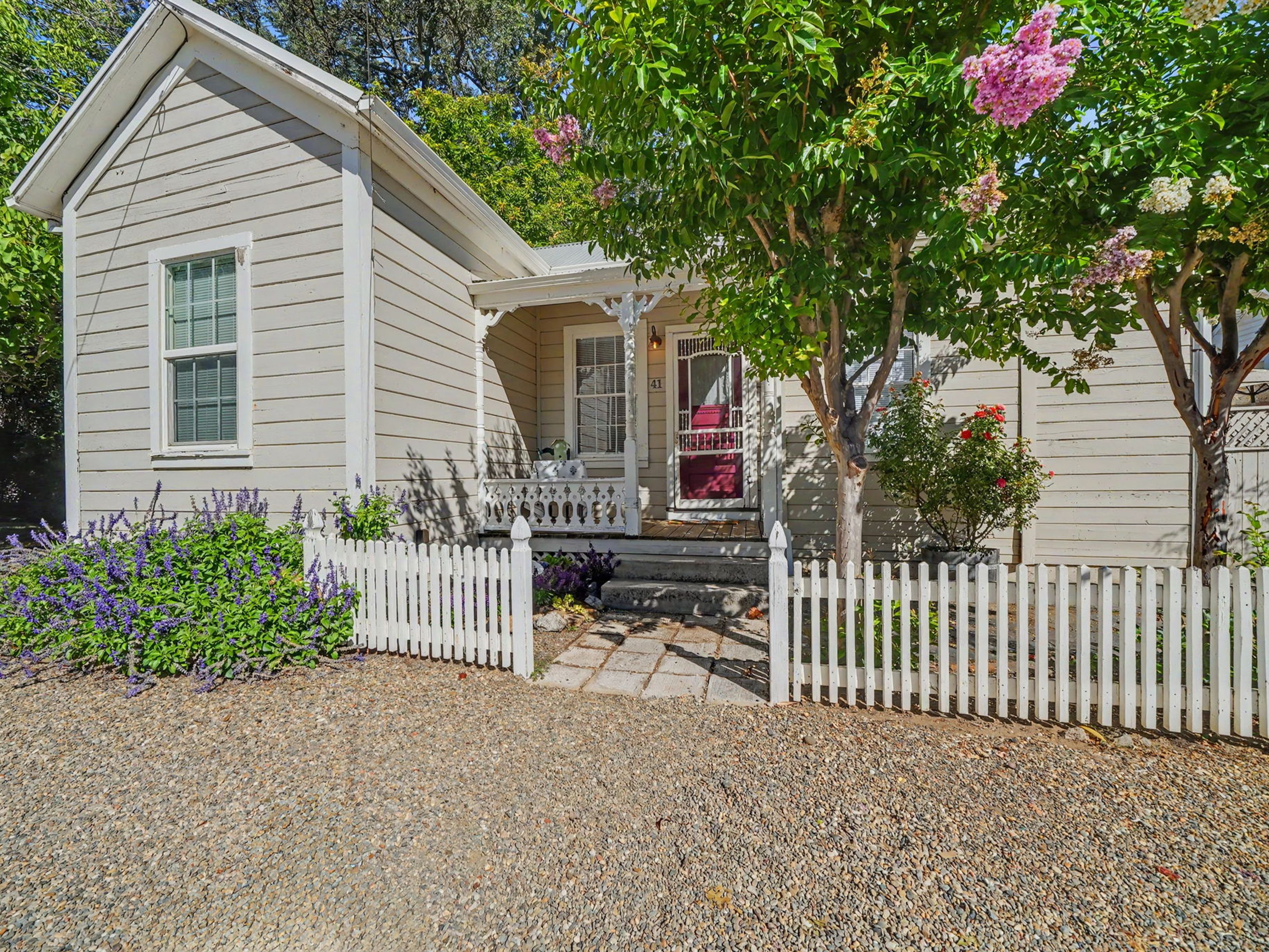  Historic Downtown Sutter Creek Residential Portfolio with Creek Frontage - 物件實景