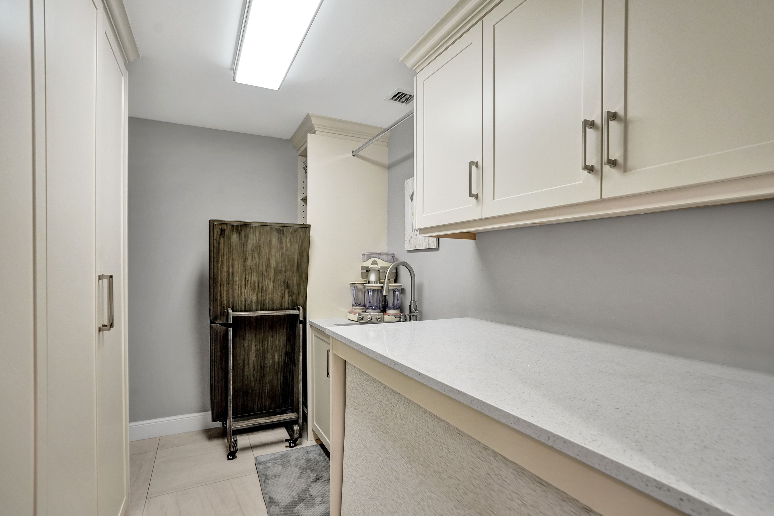  738 Middle River Drive, Fort Lauderdale, FL, 33304 - 物件實景