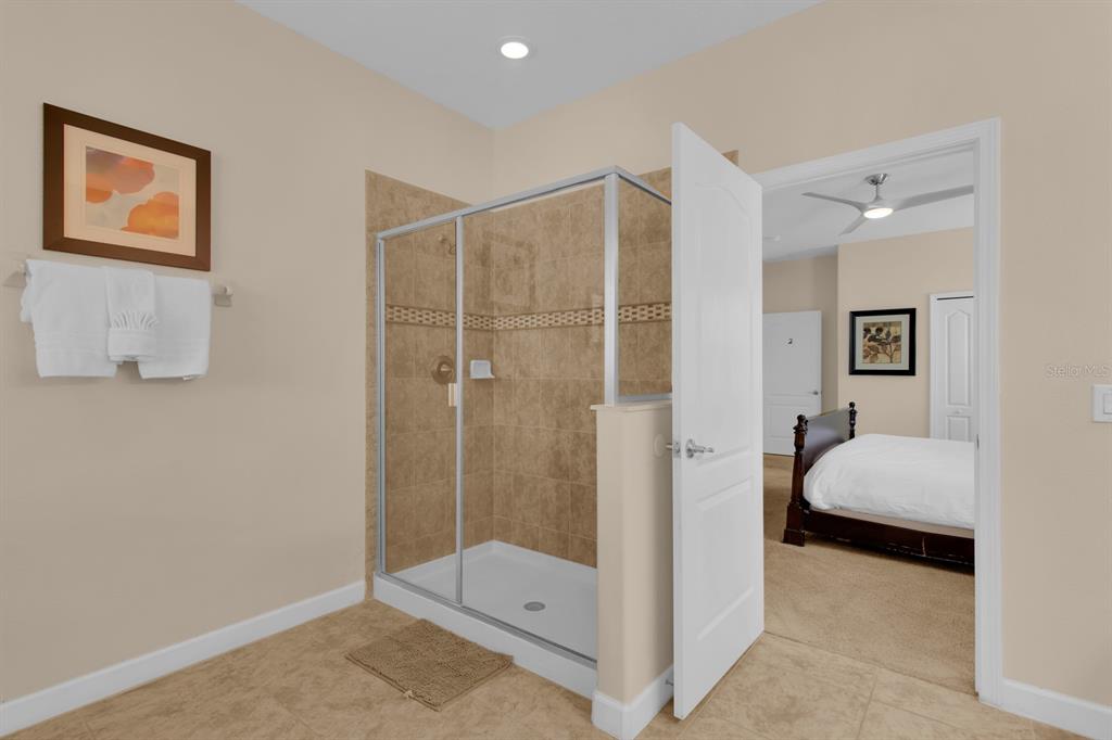Davenport, Florida, 33896, United States, 8 Bedrooms Bedrooms, ,5 BathroomsBathrooms,Residential,For Sale,1827477