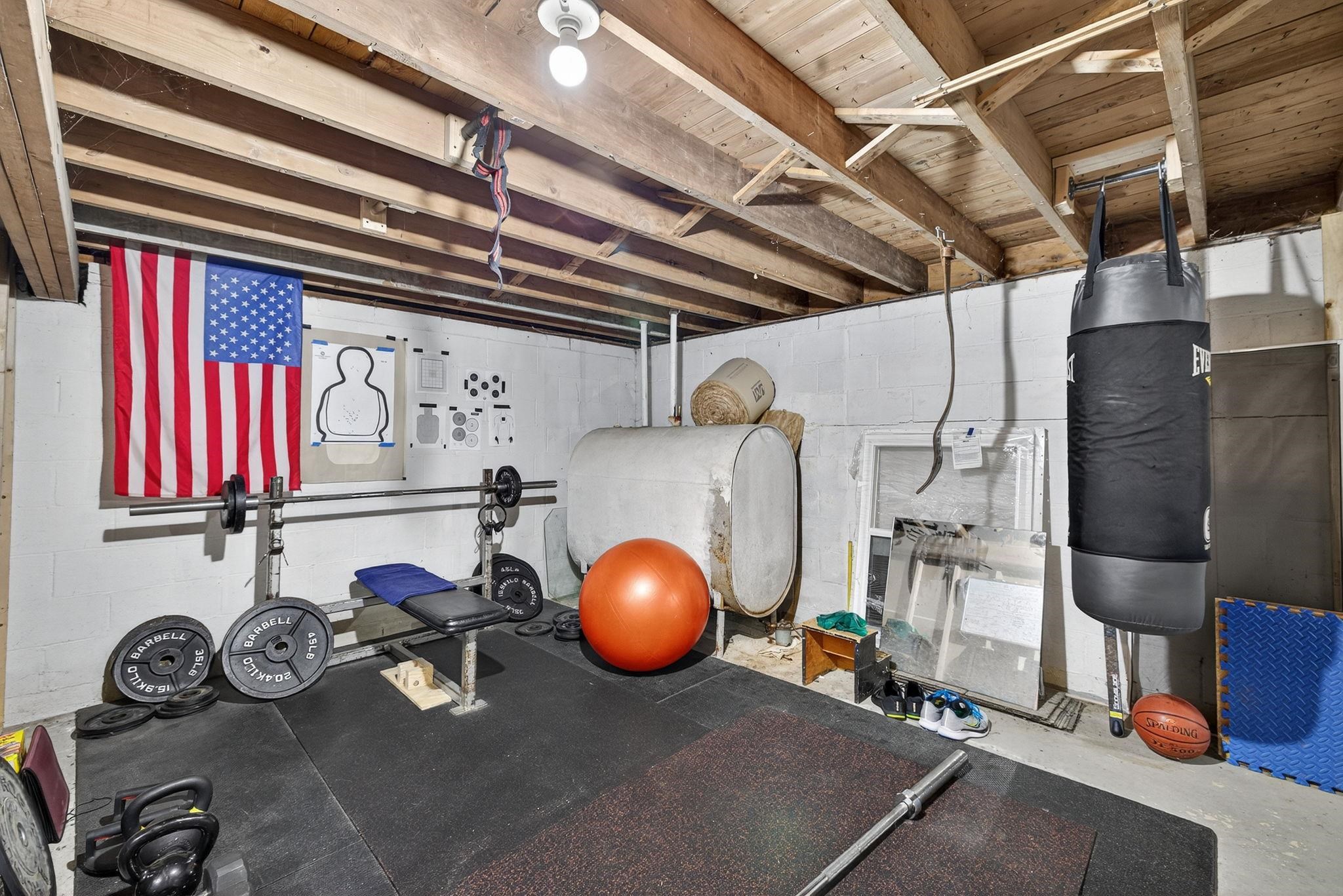 Portsmouth, New Hampshire, 03801, United States, 3 Bedrooms Bedrooms, ,1 BathroomBathrooms,Residential,For Sale,1934652