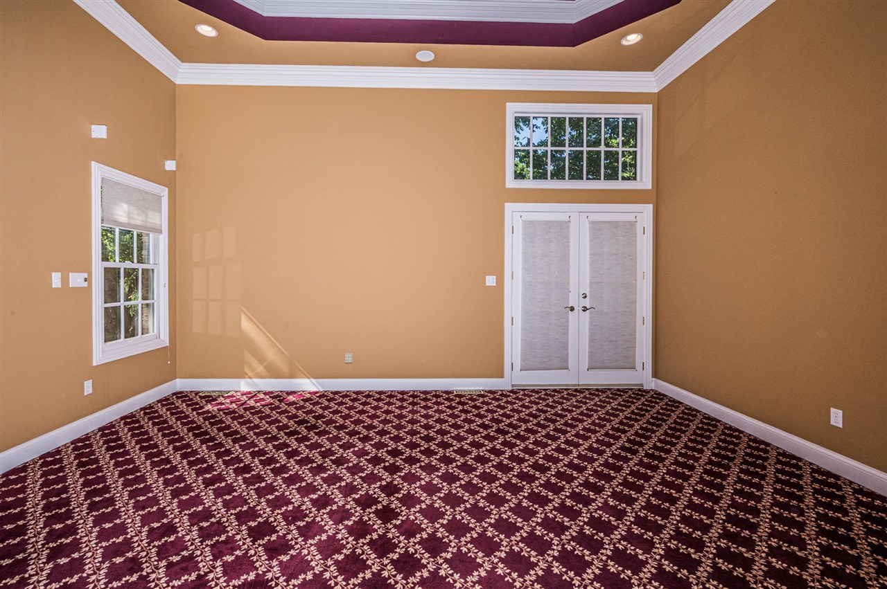 Bowling Green, Kentucky, 42103, United States, 4 Bedrooms Bedrooms, ,4 BathroomsBathrooms,Residential,For Sale,1868382