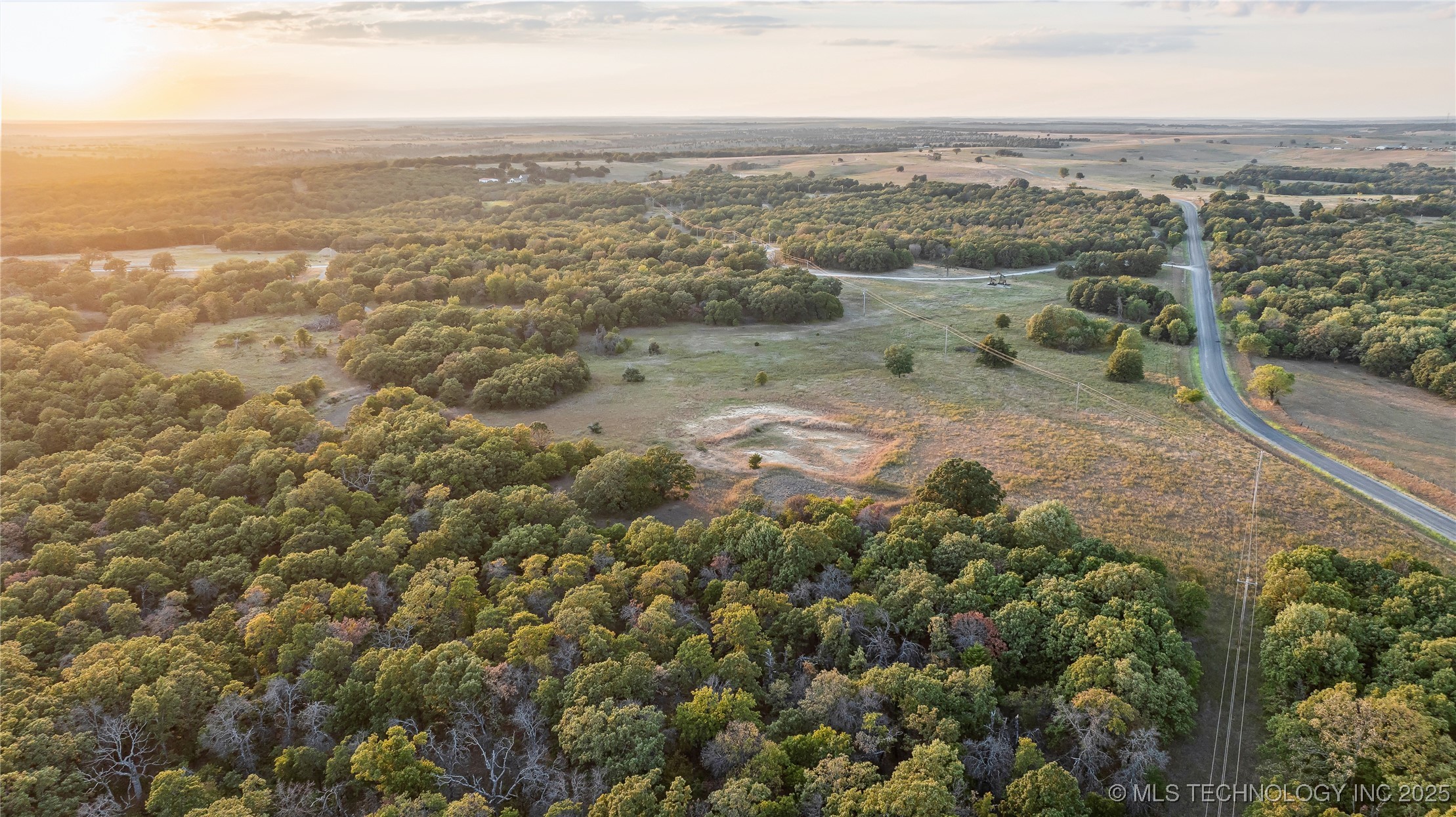 Bartlesville, Oklahoma, 74003, United States, ,Residential,For Sale,1963998