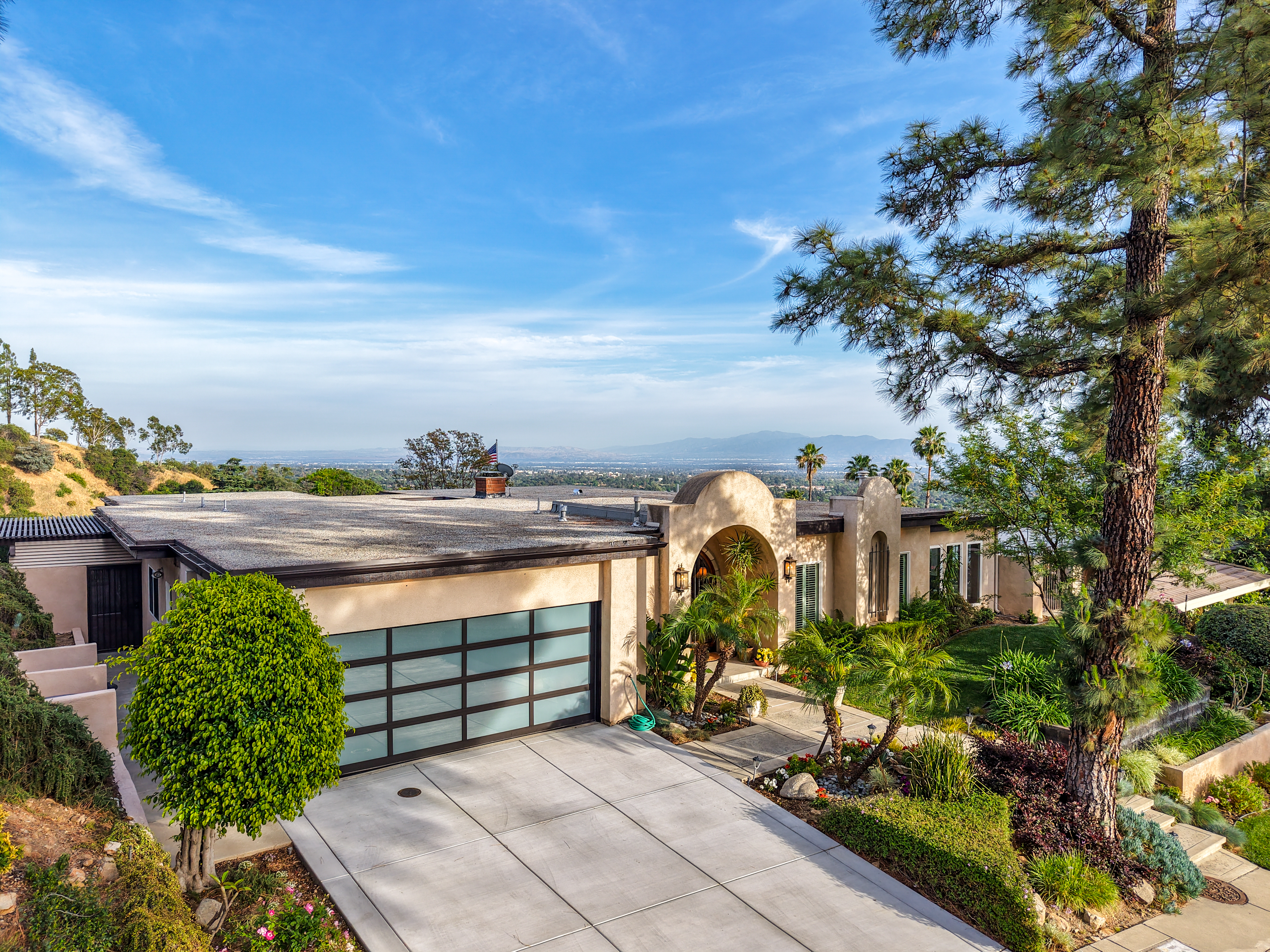  2708 N. Mountain Avenue, Claremont, CA 91711 - 物件實景