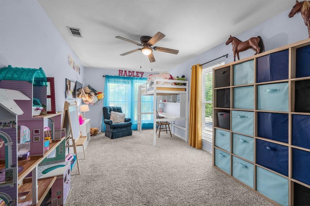 Grapevine, Texas, 76051, United States, 4 Bedrooms Bedrooms, ,3 BathroomsBathrooms,Residential,For Sale,1921627