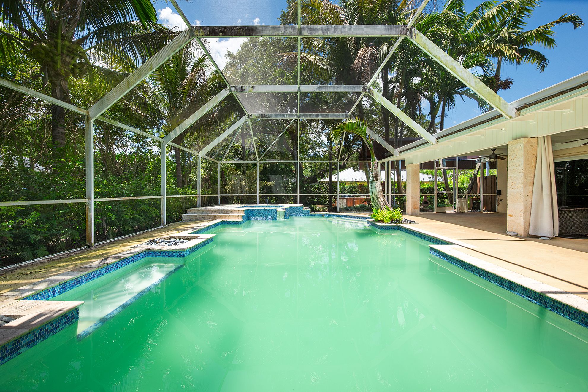  8480 SW 180th St, Palmetto Bay, FL, 33157 - 物件實景