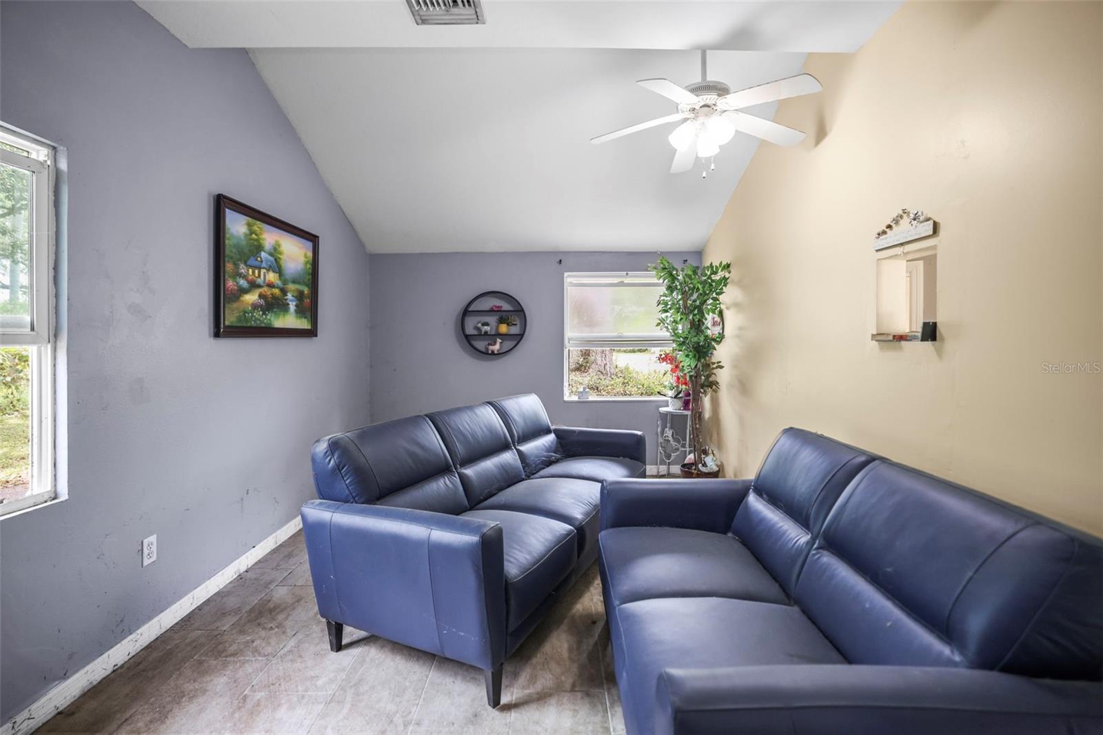 Clearwater, Florida, 33760, United States, 3 Bedrooms Bedrooms, ,2 BathroomsBathrooms,Residential,For Sale,1826177