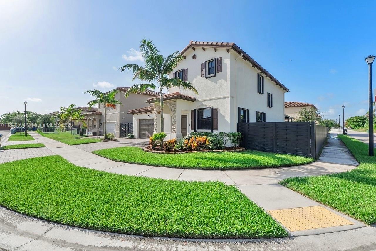 Homestead, Florida, 33032, United States, 5 Bedrooms Bedrooms, ,4 BathroomsBathrooms,Residential,For Sale,1896086