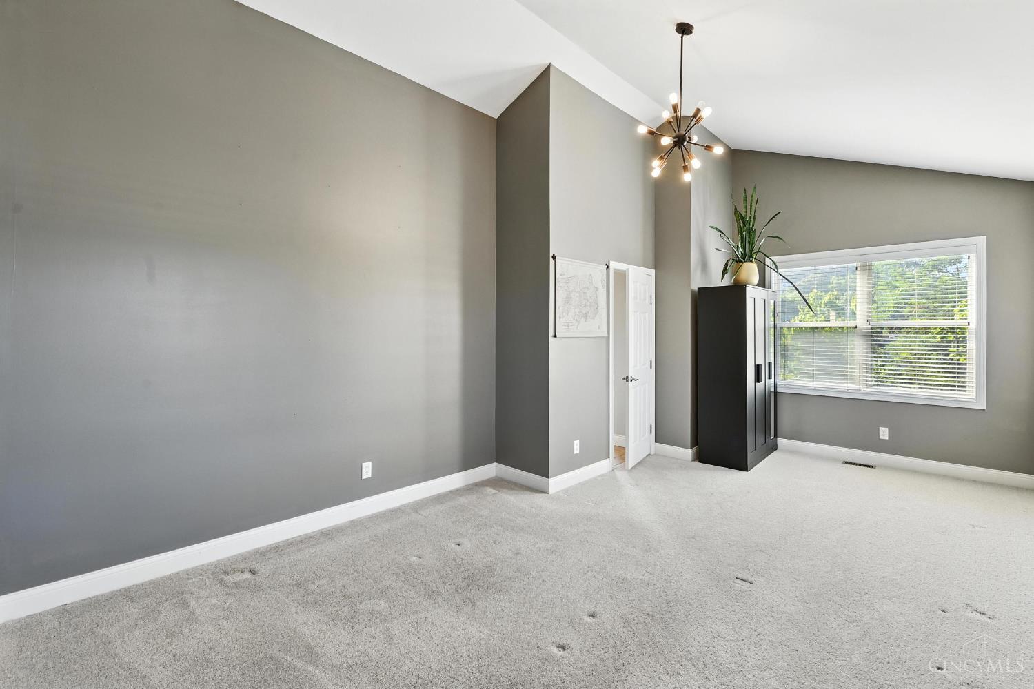Cincinnati, Ohio, 45226, United States, 3 Bedrooms Bedrooms, ,4 BathroomsBathrooms,Residential,For Sale,1907461