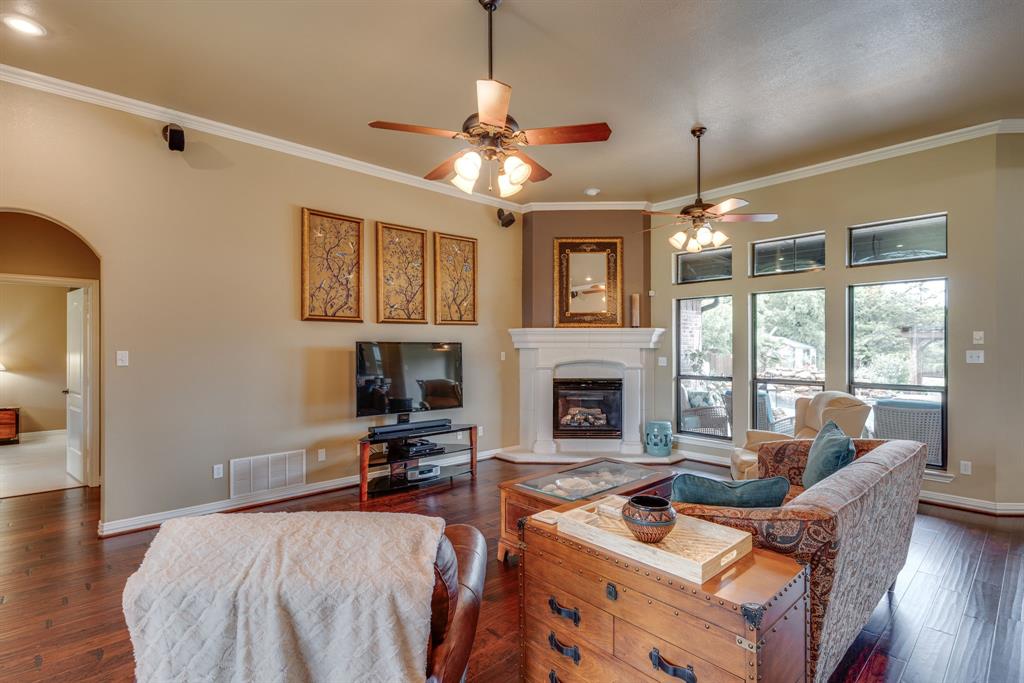 Midlothian, Texas, 76065, United States, 4 Bedrooms Bedrooms, ,4 BathroomsBathrooms,Residential,For Sale,1931685