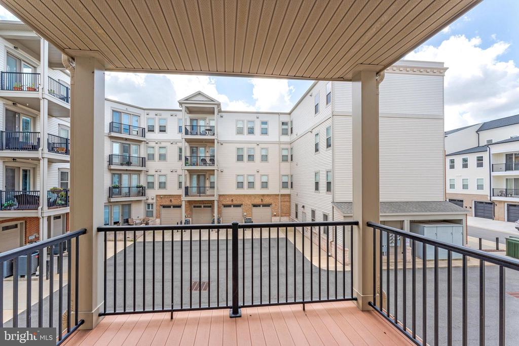 Ashburn, Virginia, 20148, United States, 3 Bedrooms Bedrooms, ,2 BathroomsBathrooms,Residential,For Sale,1977390