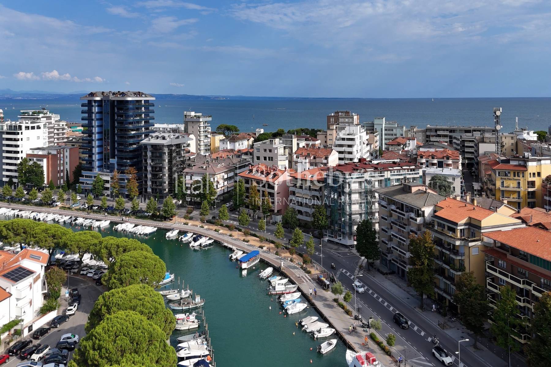  Modern penthouse with spectacular sea view in Grado - 物件實景