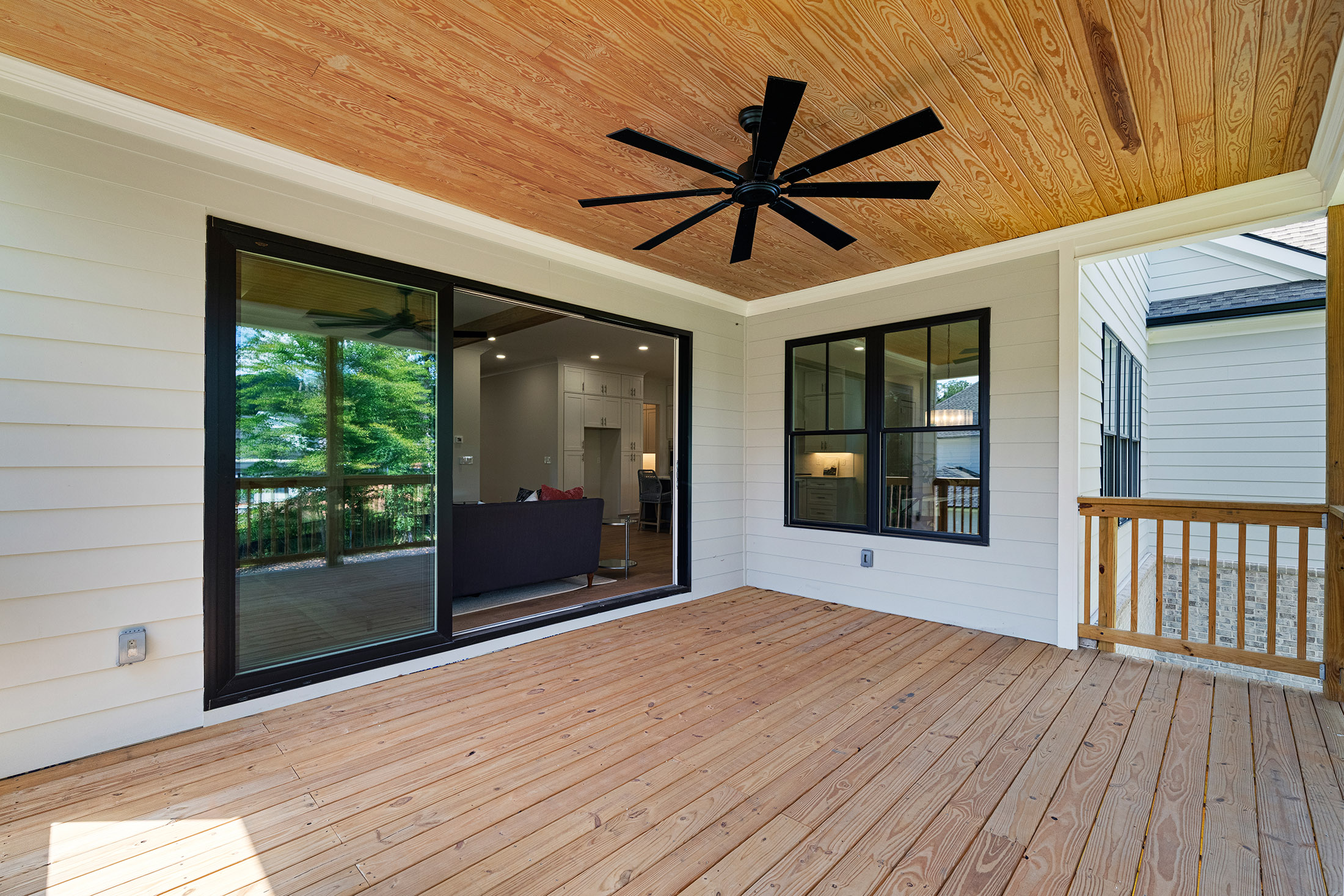  New Construction Home Blends Effortless Living and Elevated Entertaining - 物件實景