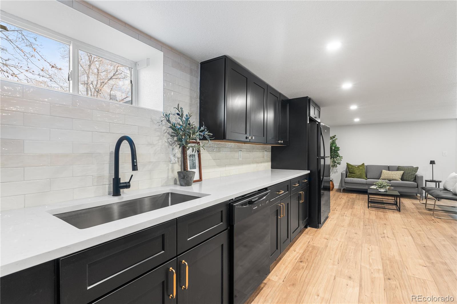 Englewood, Colorado, 80110, United States, 4 Bedrooms Bedrooms, ,2 BathroomsBathrooms,Residential,For Sale,1993019