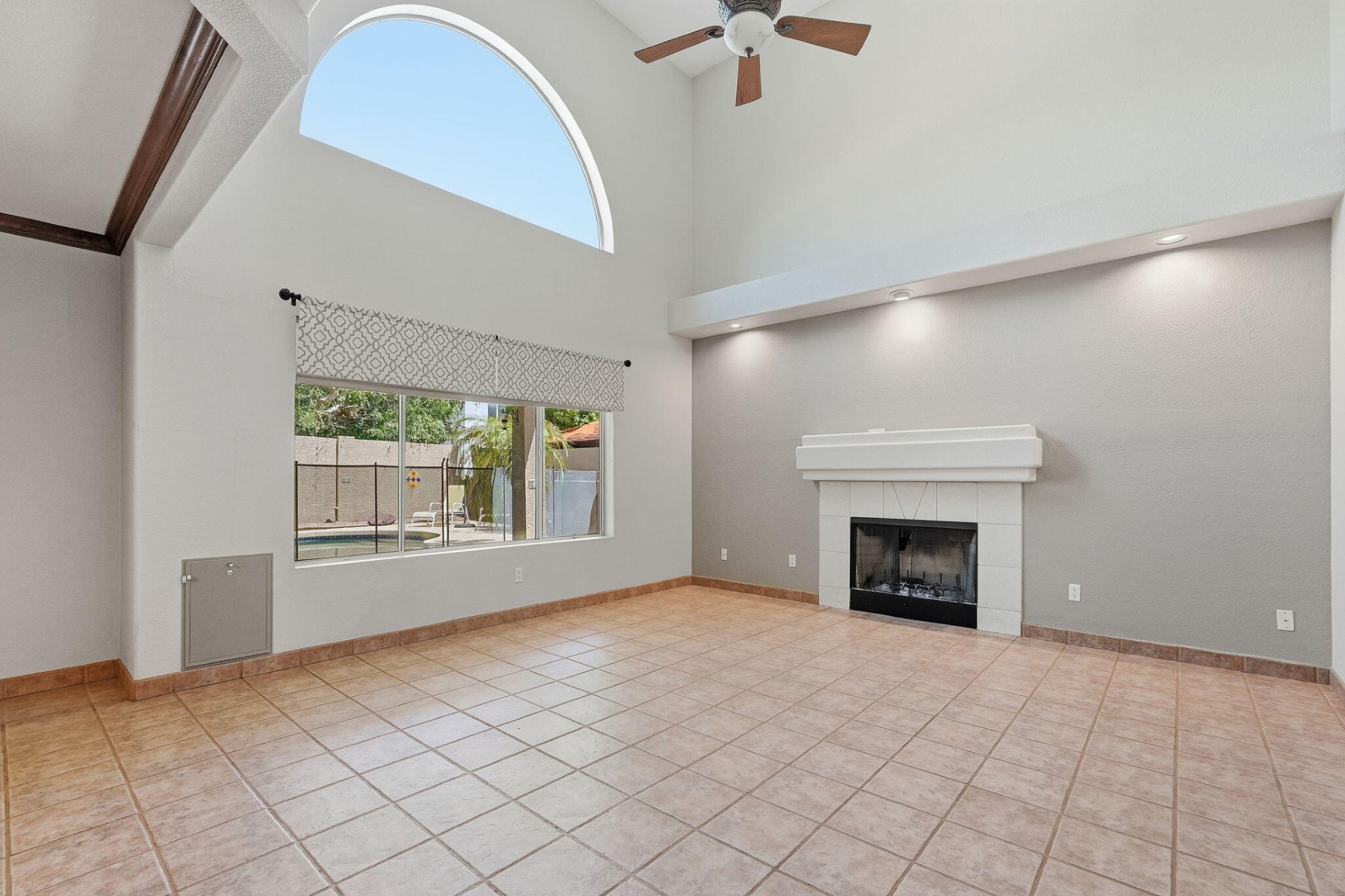  4658 E Kelly Drive¦Gilbert, AZ - 物件實景