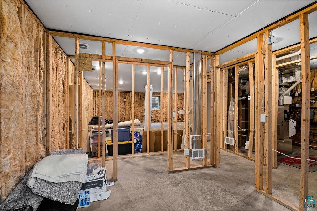 Duluth, Minnesota, 55804, United States, 4 Bedrooms Bedrooms, ,2 BathroomsBathrooms,Residential,For Sale,2048630