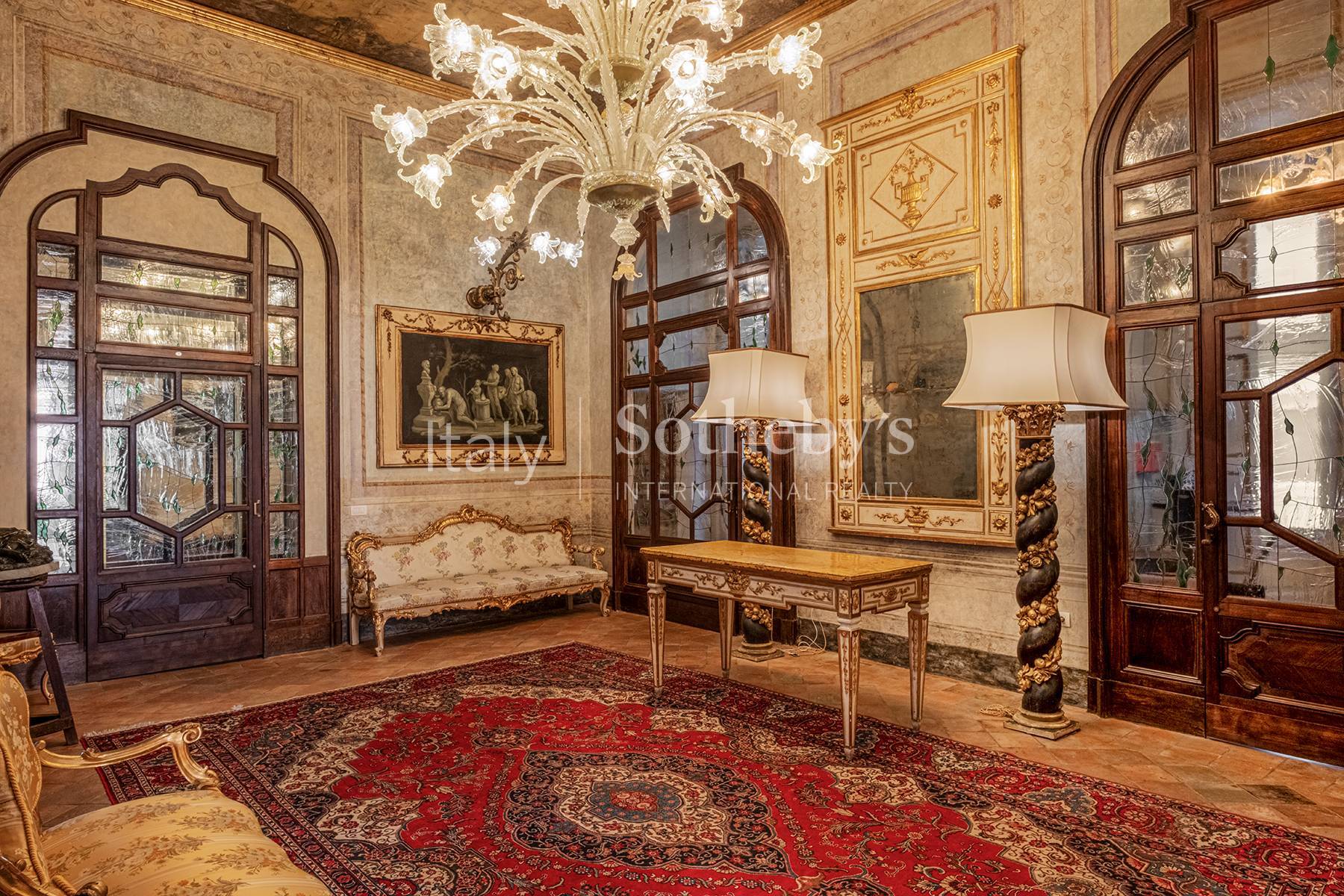  Monumental historic mansion in the heart of Naples - 物件實景