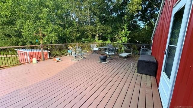 Hodgen, Oklahoma, 74939, United States, 4 Bedrooms Bedrooms, ,3 BathroomsBathrooms,Residential,For Sale,1979733