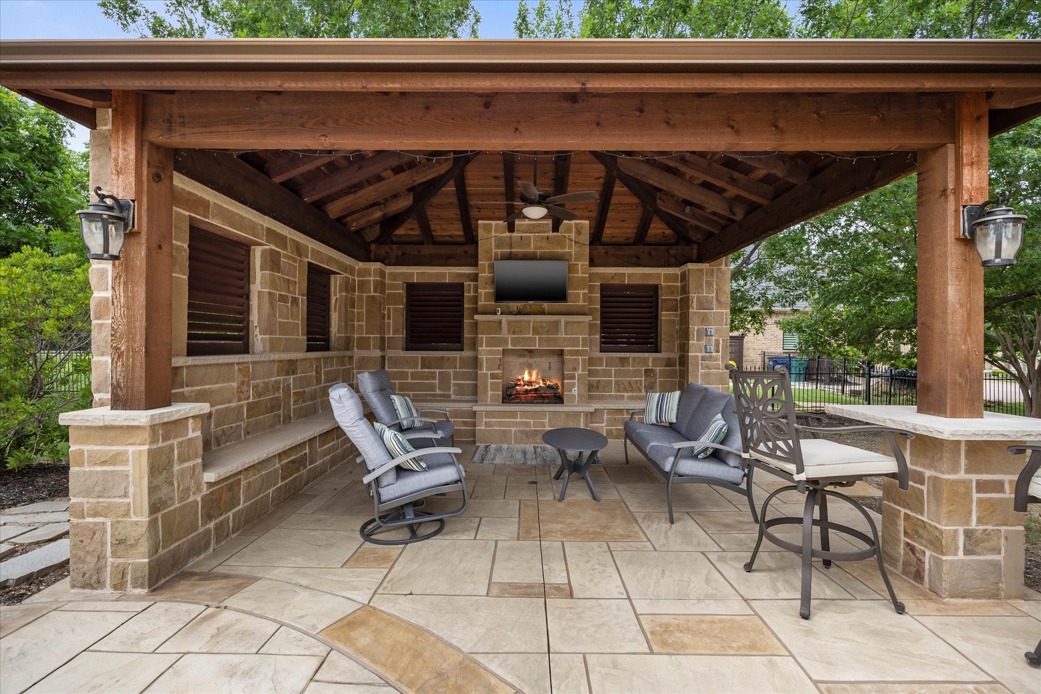 Heath, Texas, 75032, United States, 4 Bedrooms Bedrooms, ,4 BathroomsBathrooms,Residential,For Sale,1991867