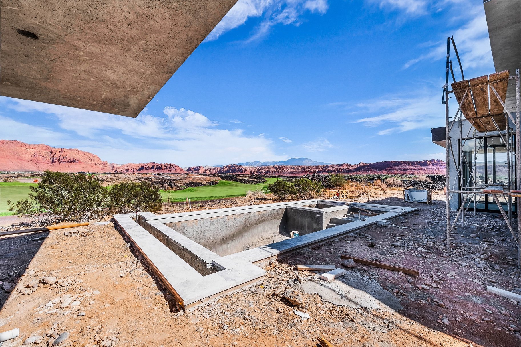  Black Desert Custom Home on Tom Weiskopf Championship Course Hole #7 - 物件實景