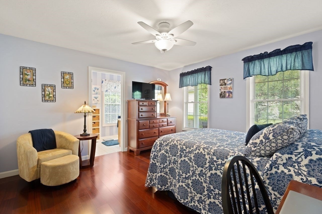 Easton, Massachusetts, 02375, United States, 3 Bedrooms Bedrooms, ,2 BathroomsBathrooms,Residential,For Sale,1838862