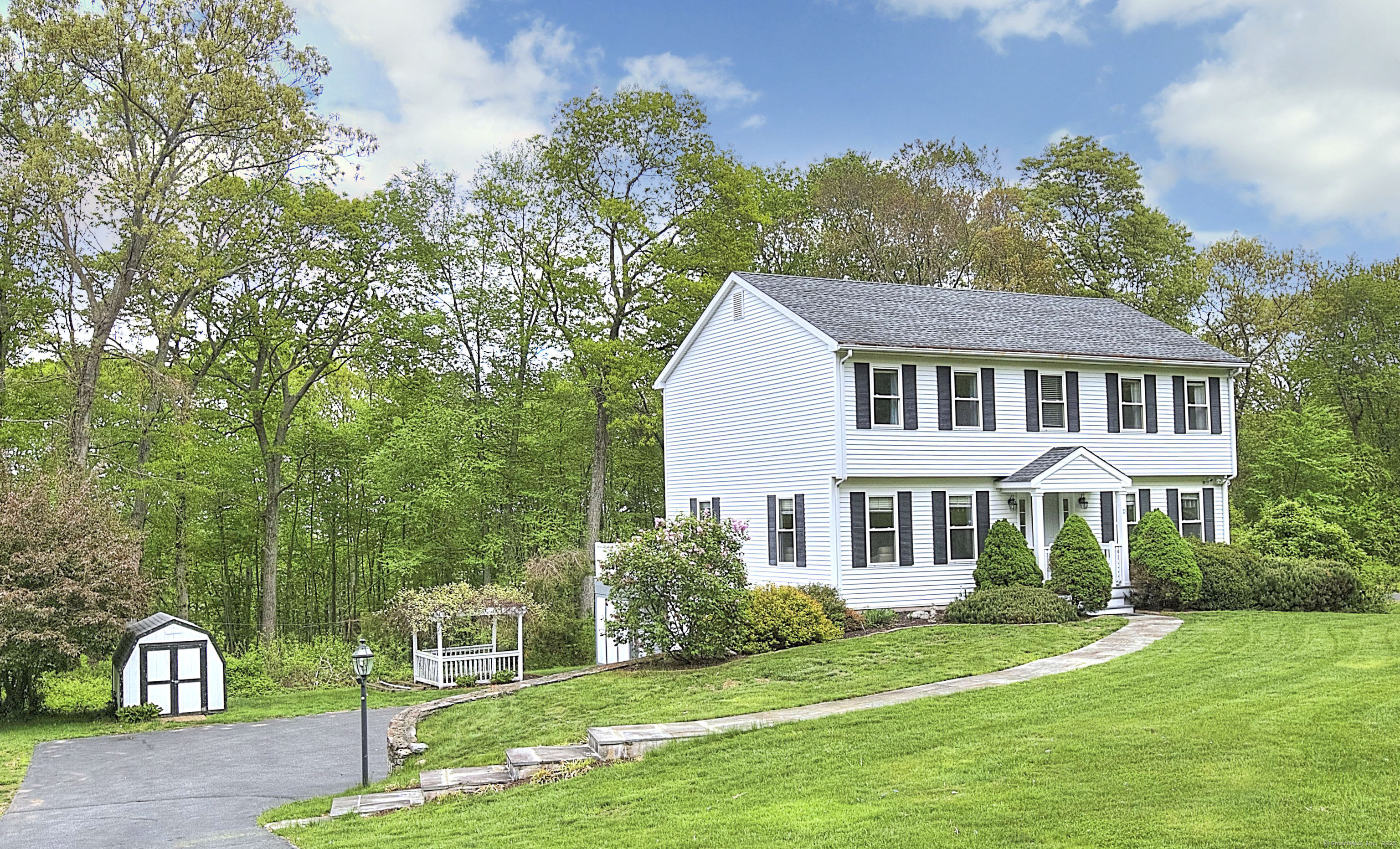 Seymour, Connecticut, 06483, United States, 4 Bedrooms Bedrooms, ,4 BathroomsBathrooms,Residential,For Sale,1820200