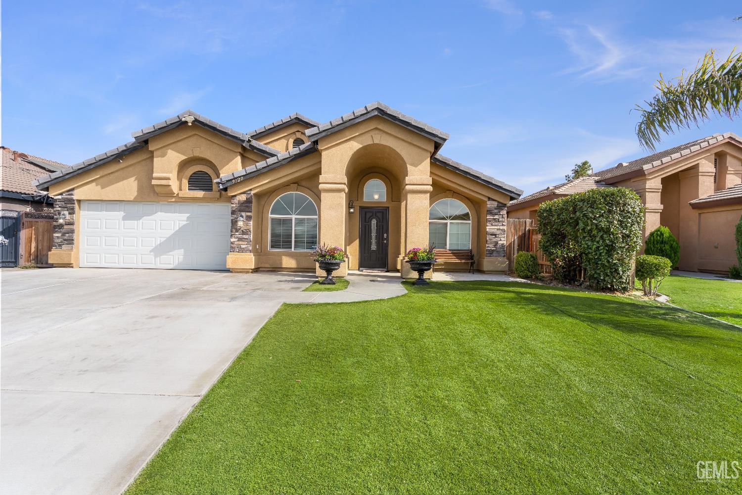 Bakersfield, California, 93311, United States, 5 Bedrooms Bedrooms, ,2 BathroomsBathrooms,Residential,For Sale,1949129