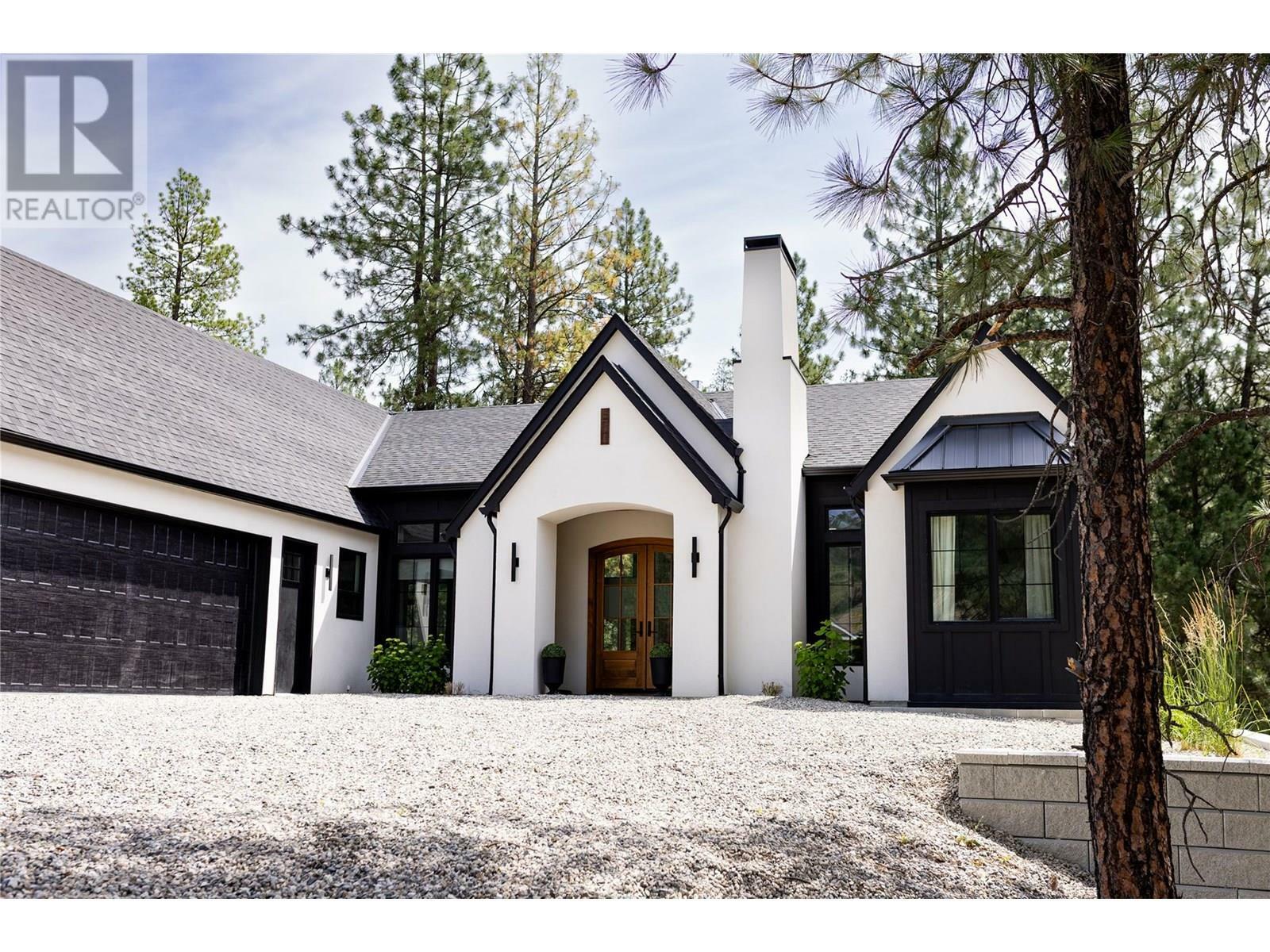 GRAND FORKS, British Columbia, V0H 1H2, CA, 5 Bedrooms Bedrooms, ,5 BathroomsBathrooms,Residential,For Sale,1868553