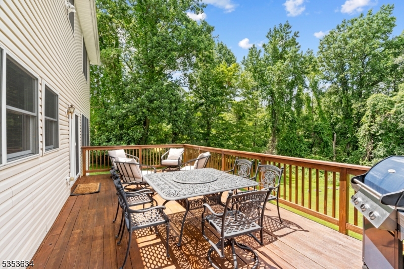 Andover Twp., New Jersey, 07821, United States, 4 Bedrooms Bedrooms, ,3 BathroomsBathrooms,Residential,For Sale,1793413