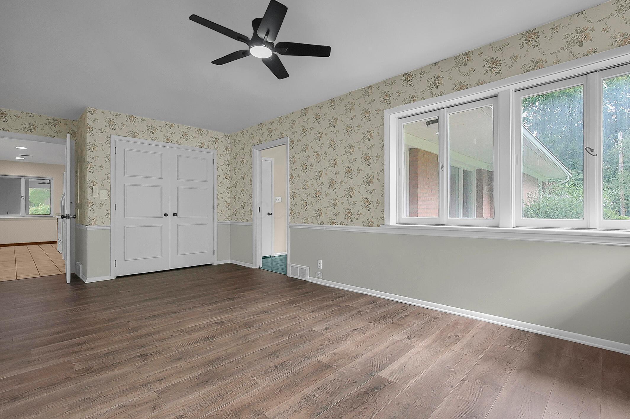 Granville, Ohio, 43023, United States, 3 Bedrooms Bedrooms, ,2 BathroomsBathrooms,Residential,For Sale,1901349