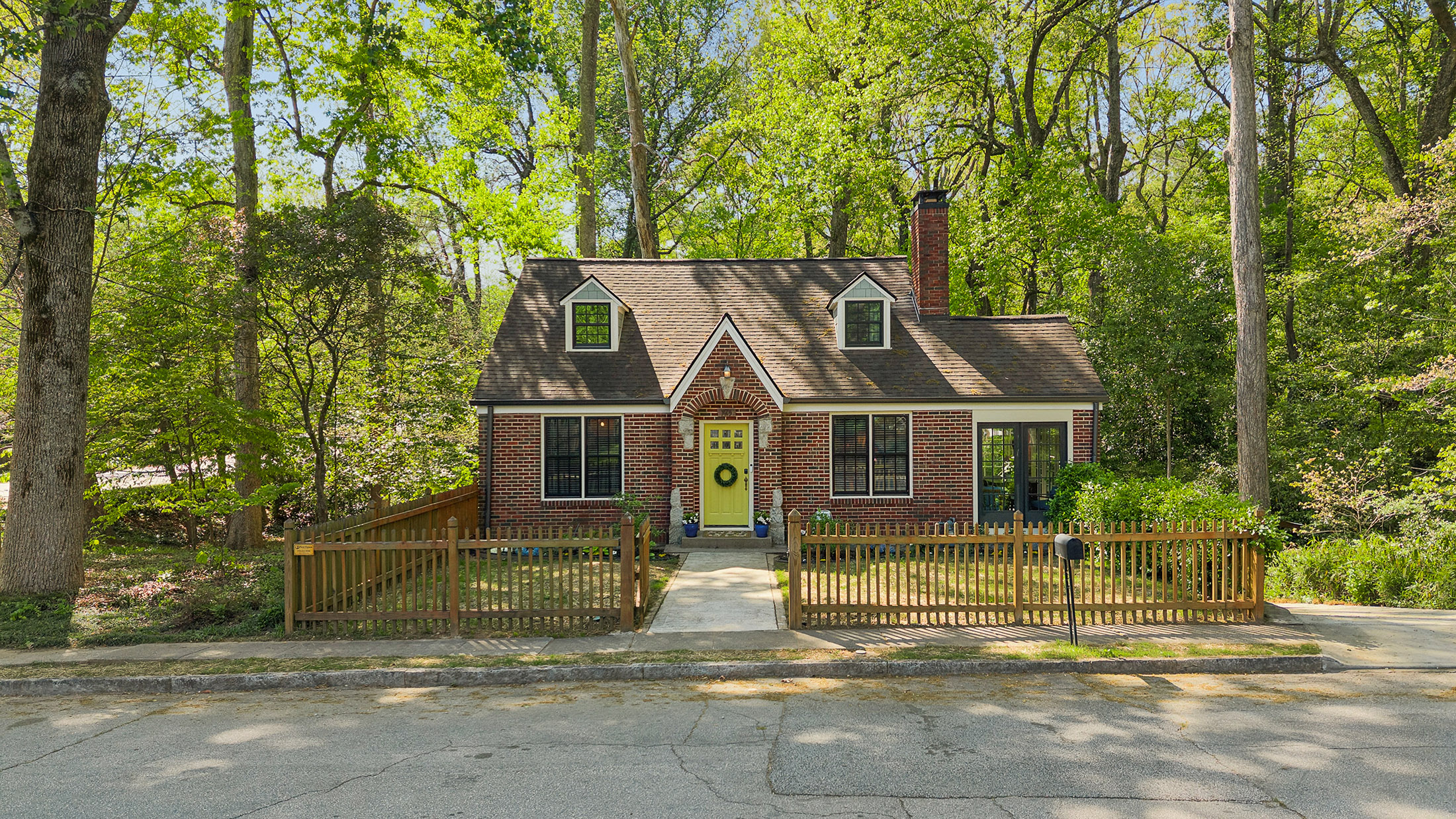  Charming East Atlanta Cottage on Rare Creekside Lot - 物件實景
