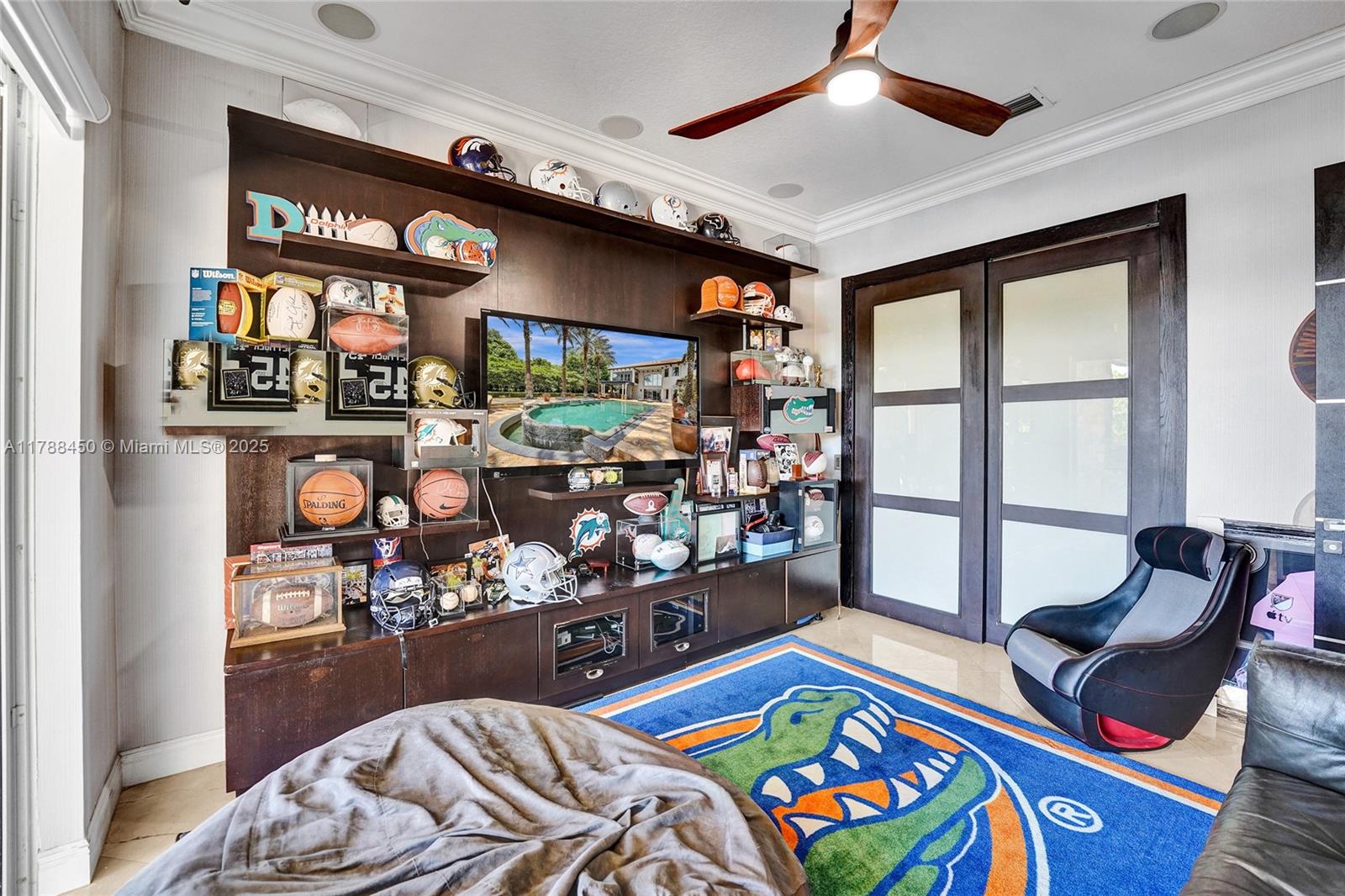 Davie, Florida, 33330, United States, 6 Bedrooms Bedrooms, ,6 BathroomsBathrooms,Residential,For Sale,1908596