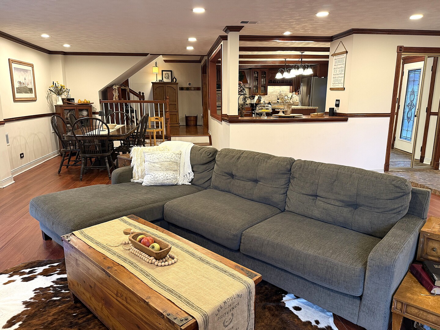 Tinley Park, Illinois, 60487, United States, 6 Bedrooms Bedrooms, ,4 BathroomsBathrooms,Residential,For Sale,1984113