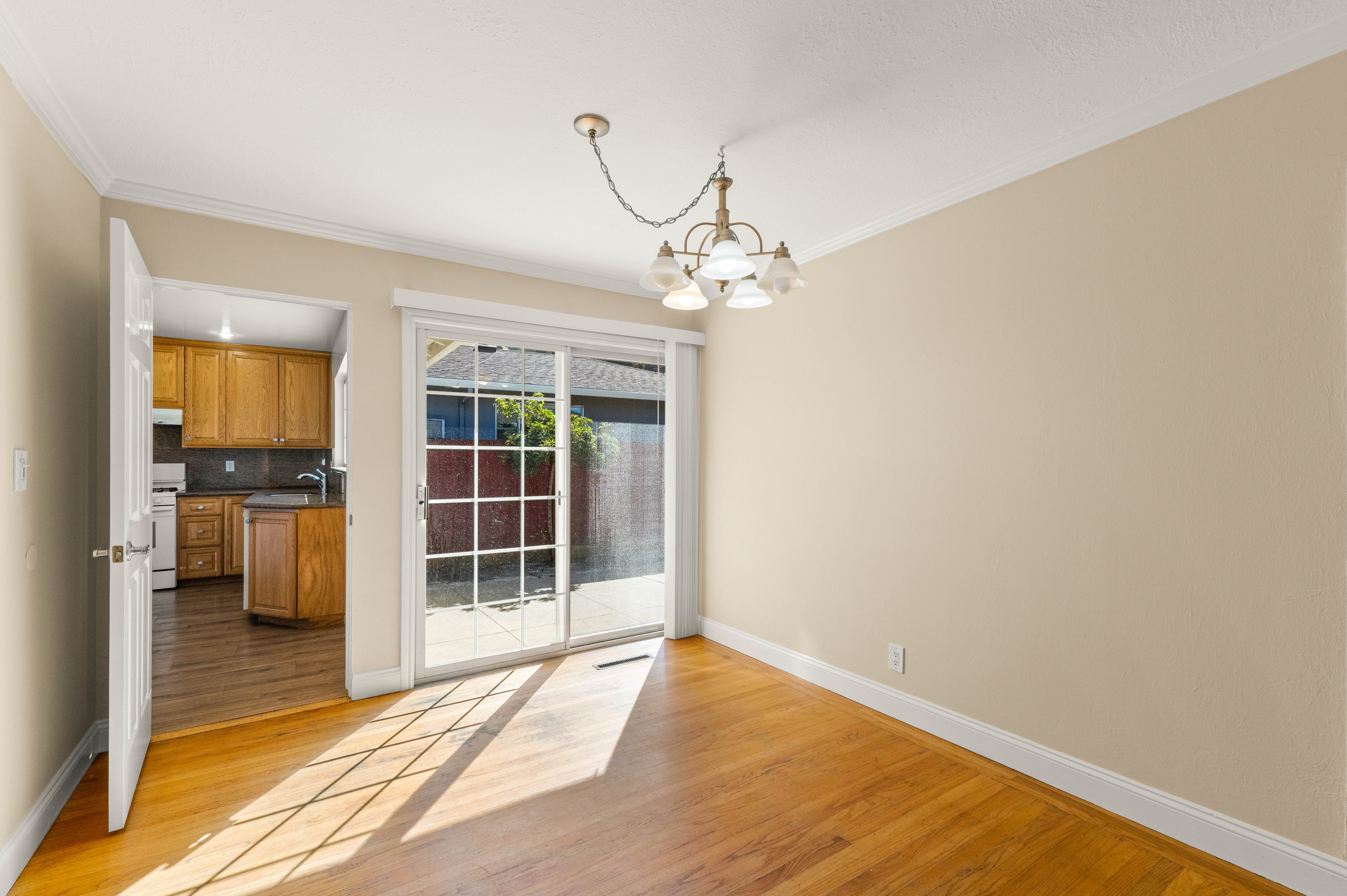  pride of ownership shines in this inviting union  city home - 物件實景