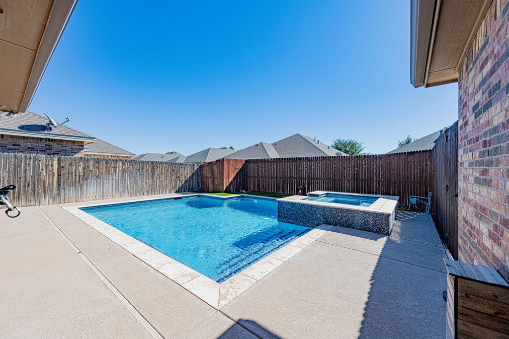 Midland, Texas, 79707, United States, 4 Bedrooms Bedrooms, ,3 BathroomsBathrooms,Residential,For Sale,1989099