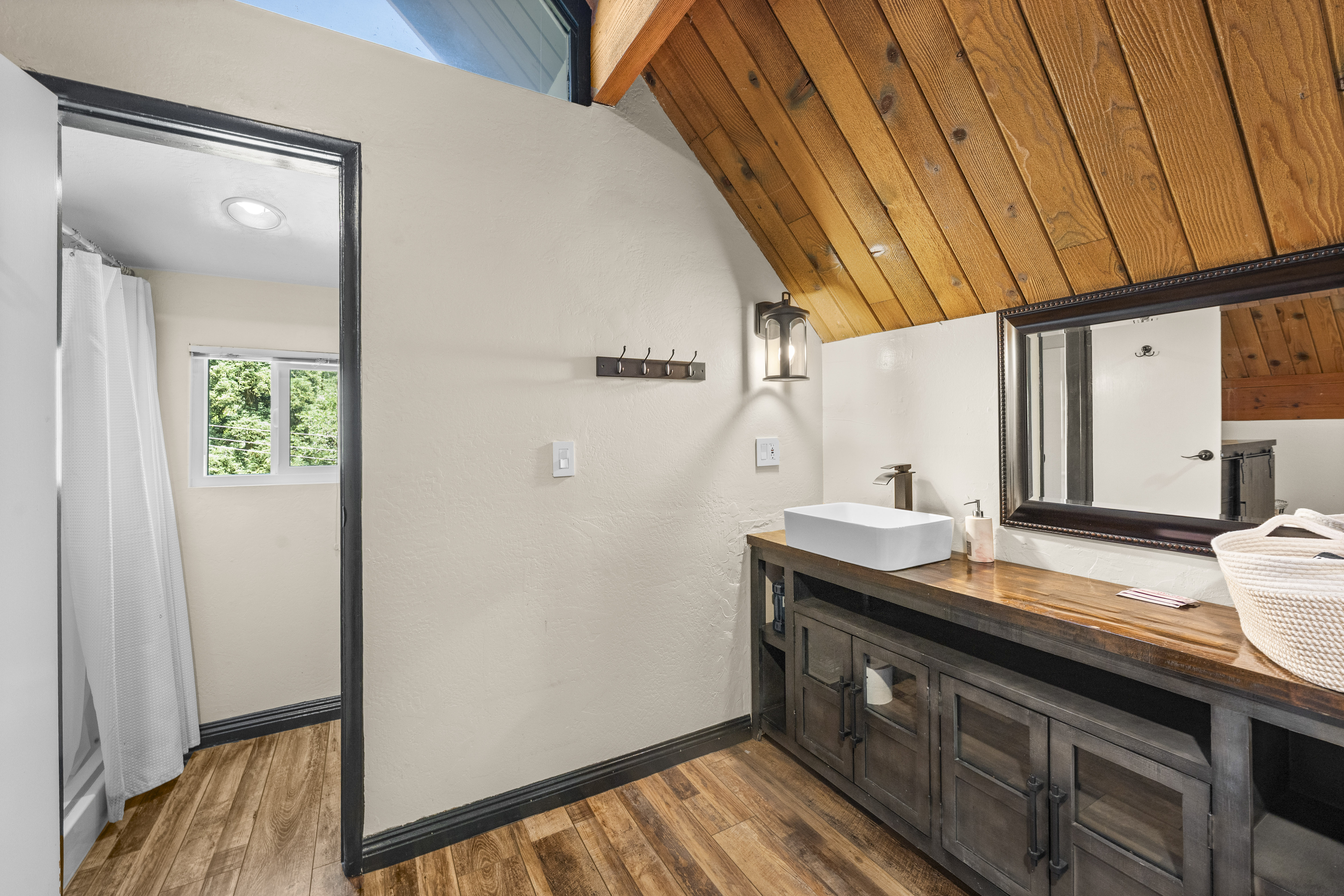  30942 Old City Creek Road, Running Springs, CA 92382 - 物件實景