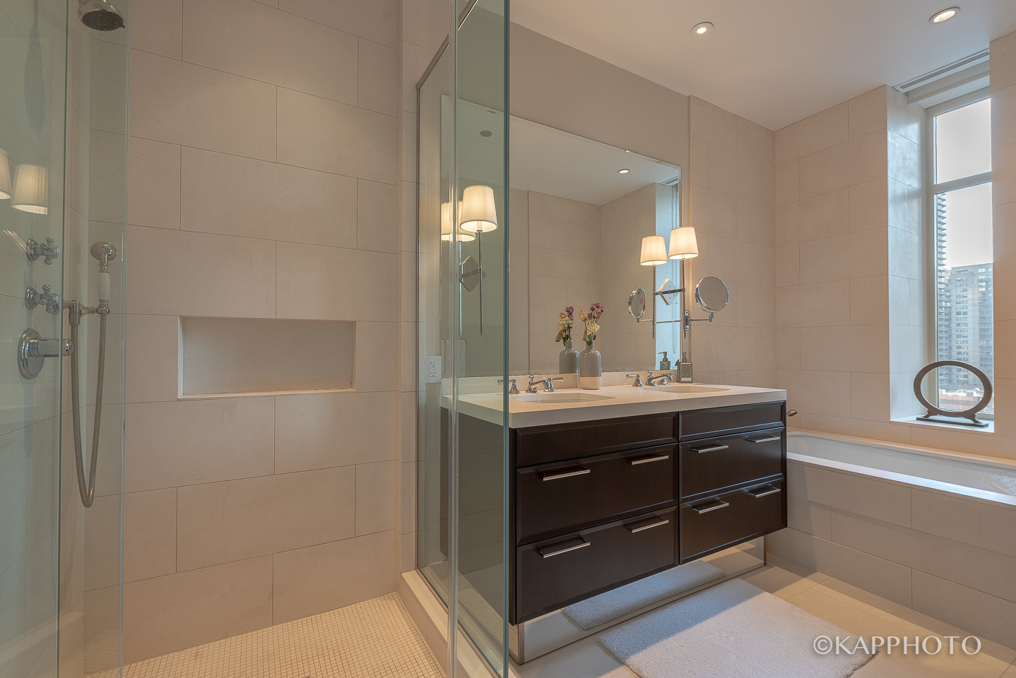 Chicago, Illinois, 60611, United States, 2 Bedrooms Bedrooms, ,3 BathroomsBathrooms,Residential,For Sale,2000135