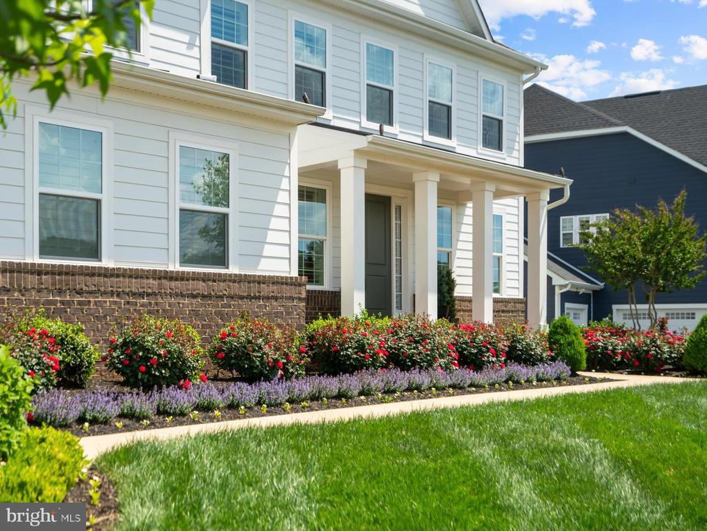 Aldie, Virginia, 20105, United States, 5 Bedrooms Bedrooms, ,7 BathroomsBathrooms,Residential,For Sale,2048550